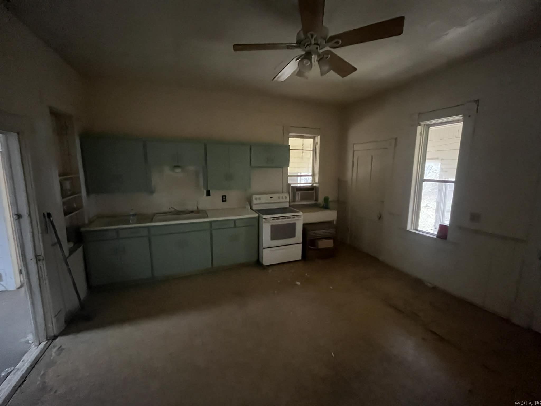 Mena Original - Residential