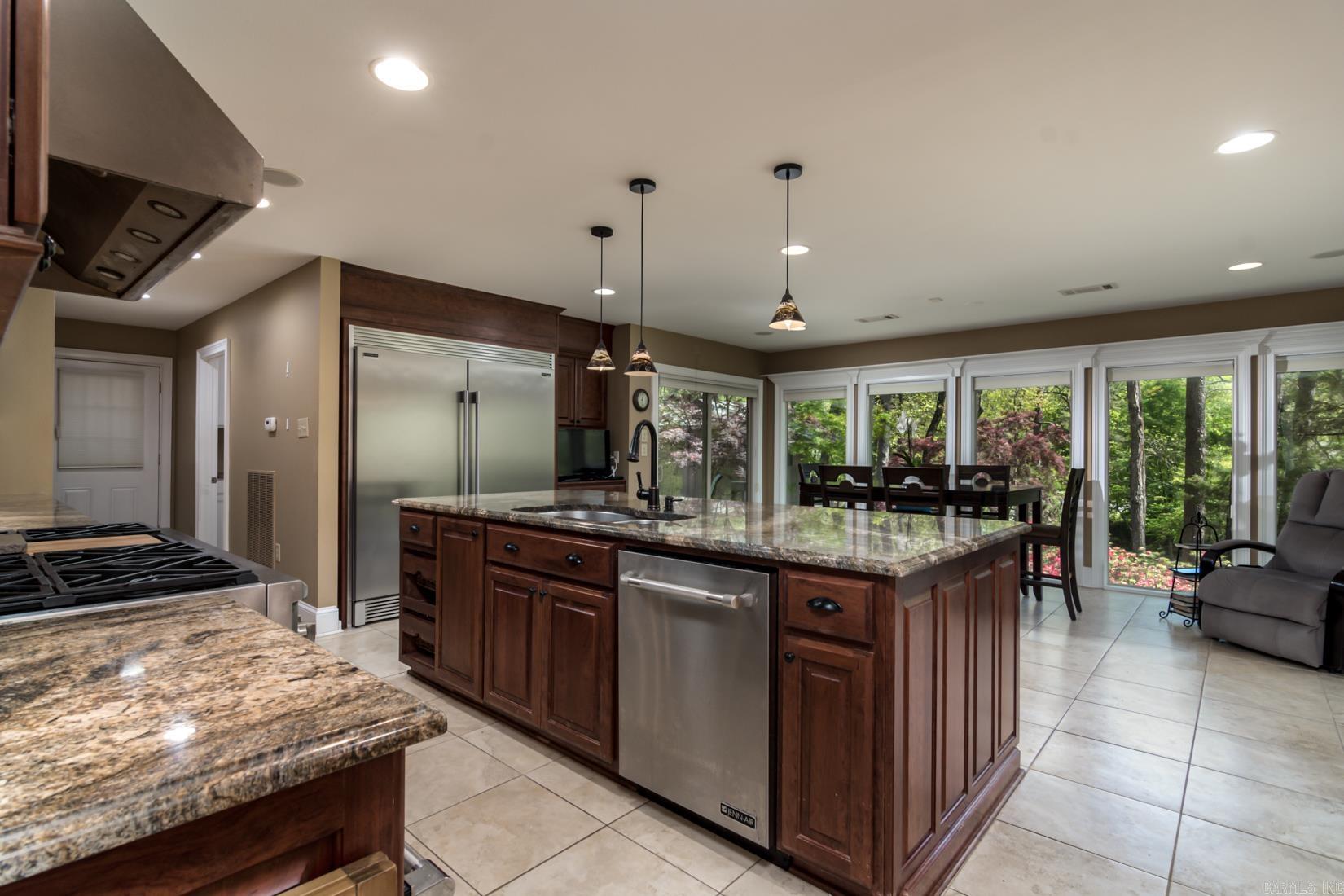 PLEASANT VALLEY - Residential