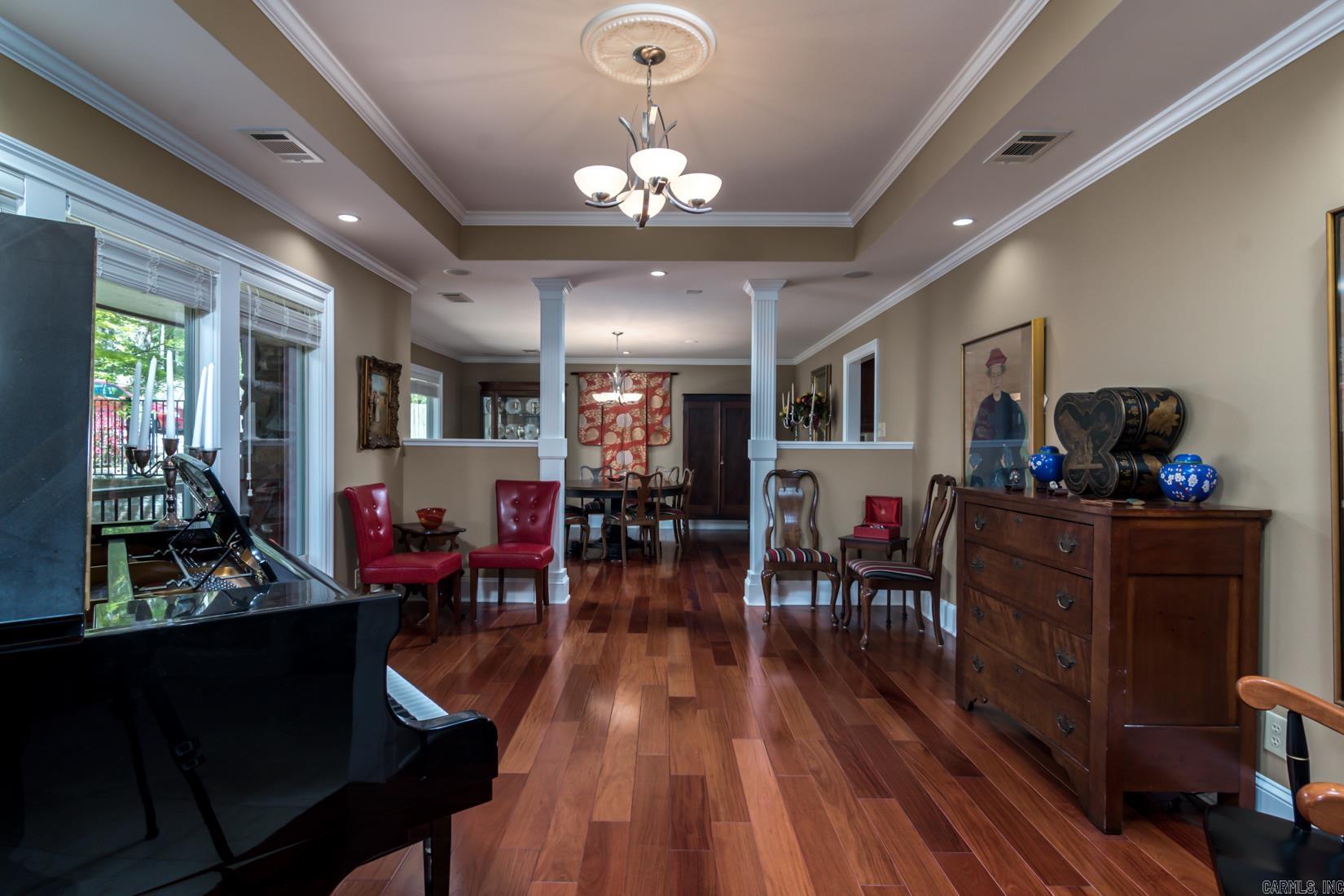 PLEASANT VALLEY - Residential