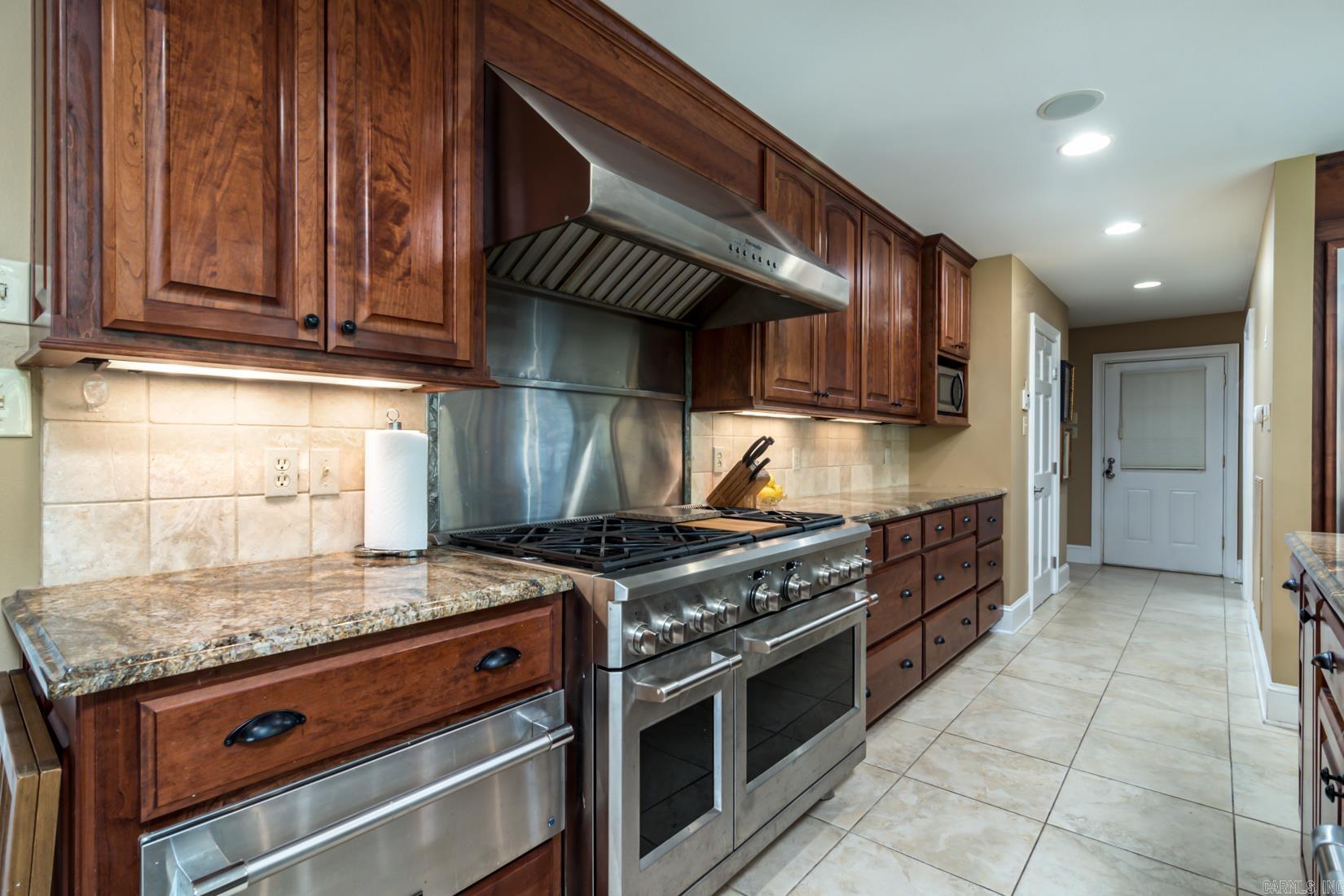 PLEASANT VALLEY - Residential