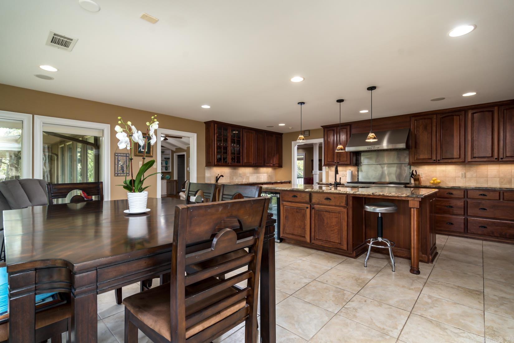 PLEASANT VALLEY - Residential