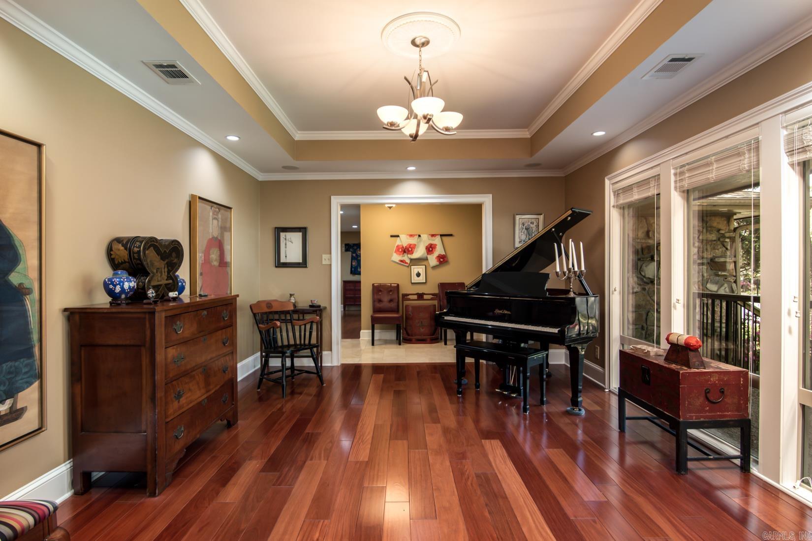 PLEASANT VALLEY - Residential