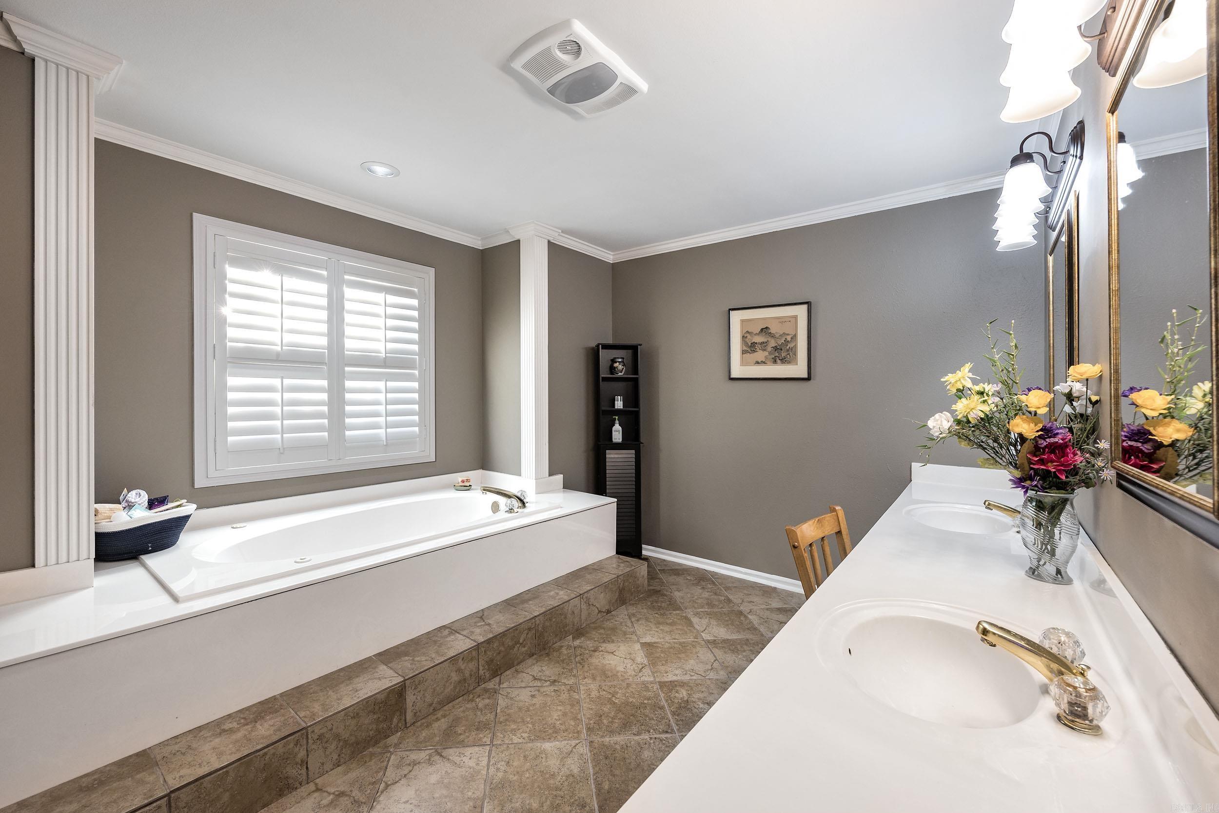 ST CHARLES ADDN - Residential