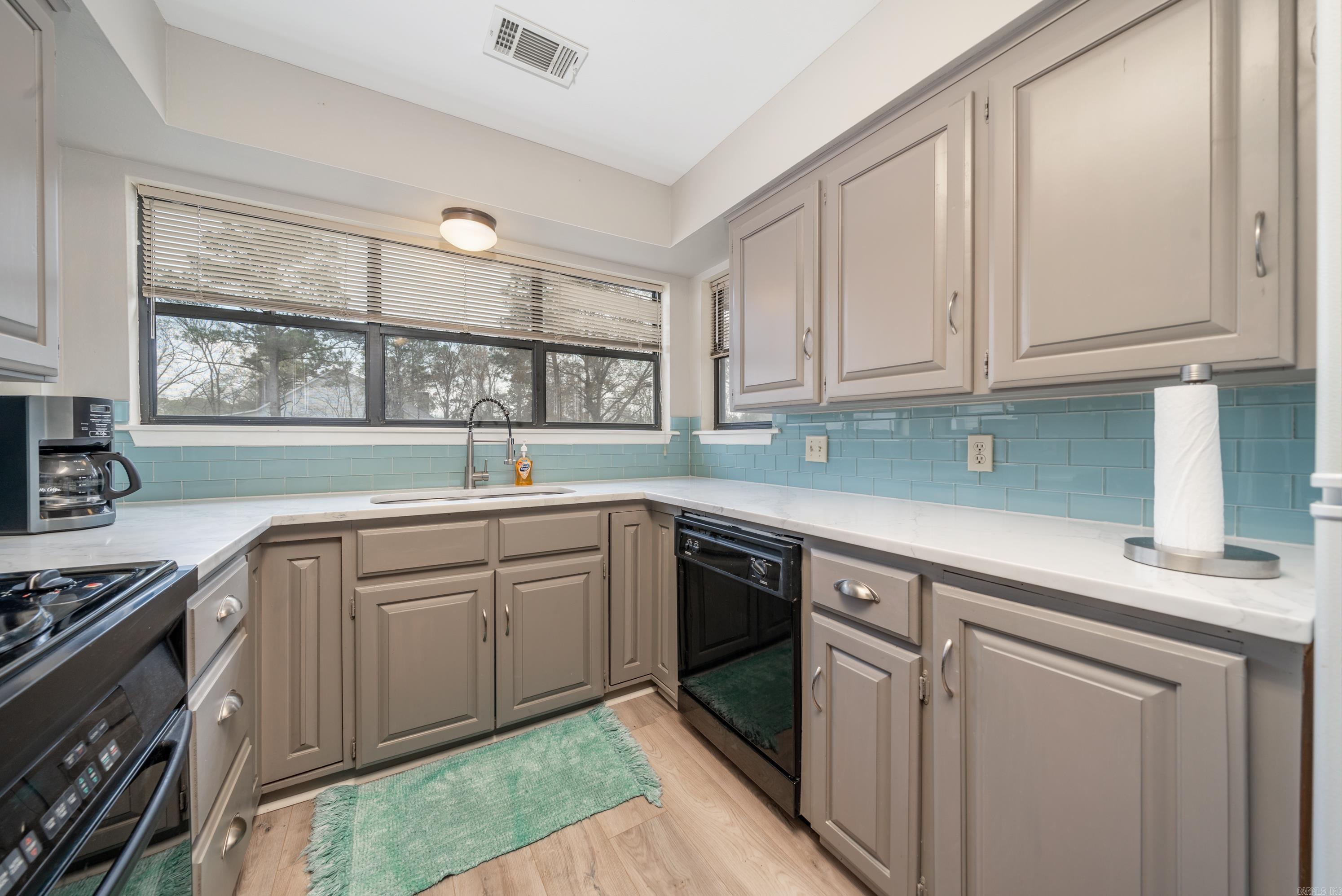 EMERALD ISLE HPR - Residential