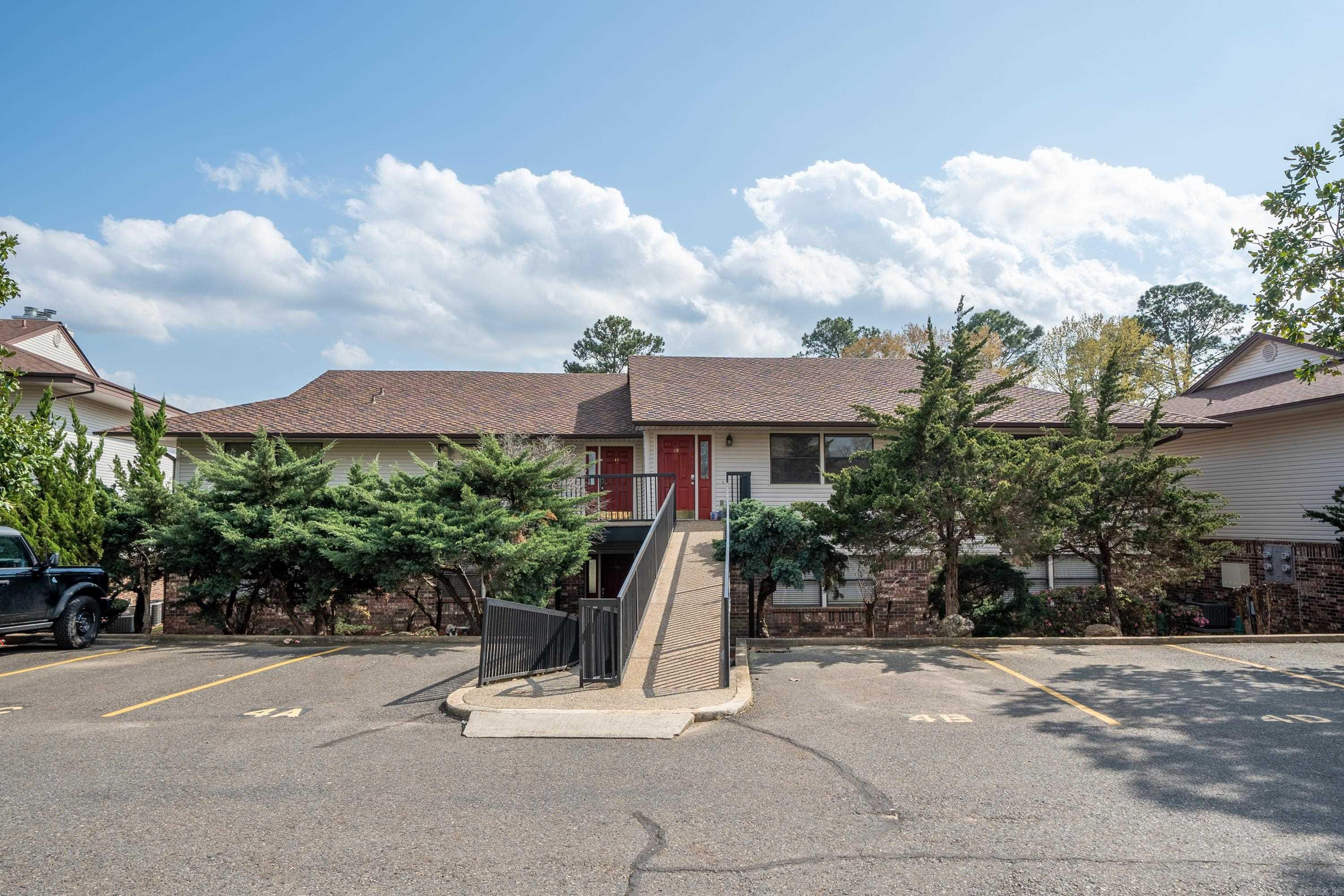 EMERALD ISLE HPR - Residential