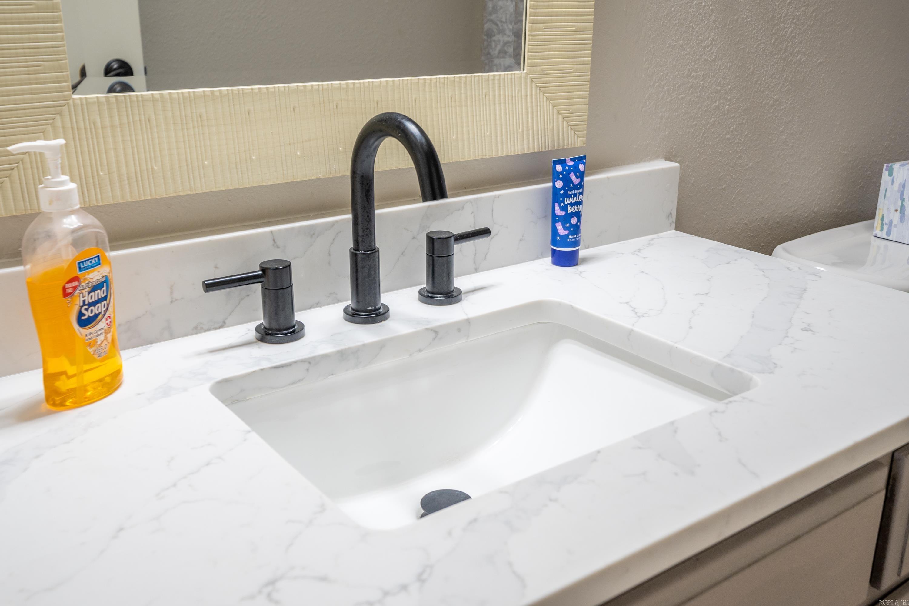 EMERALD ISLE HPR - Residential