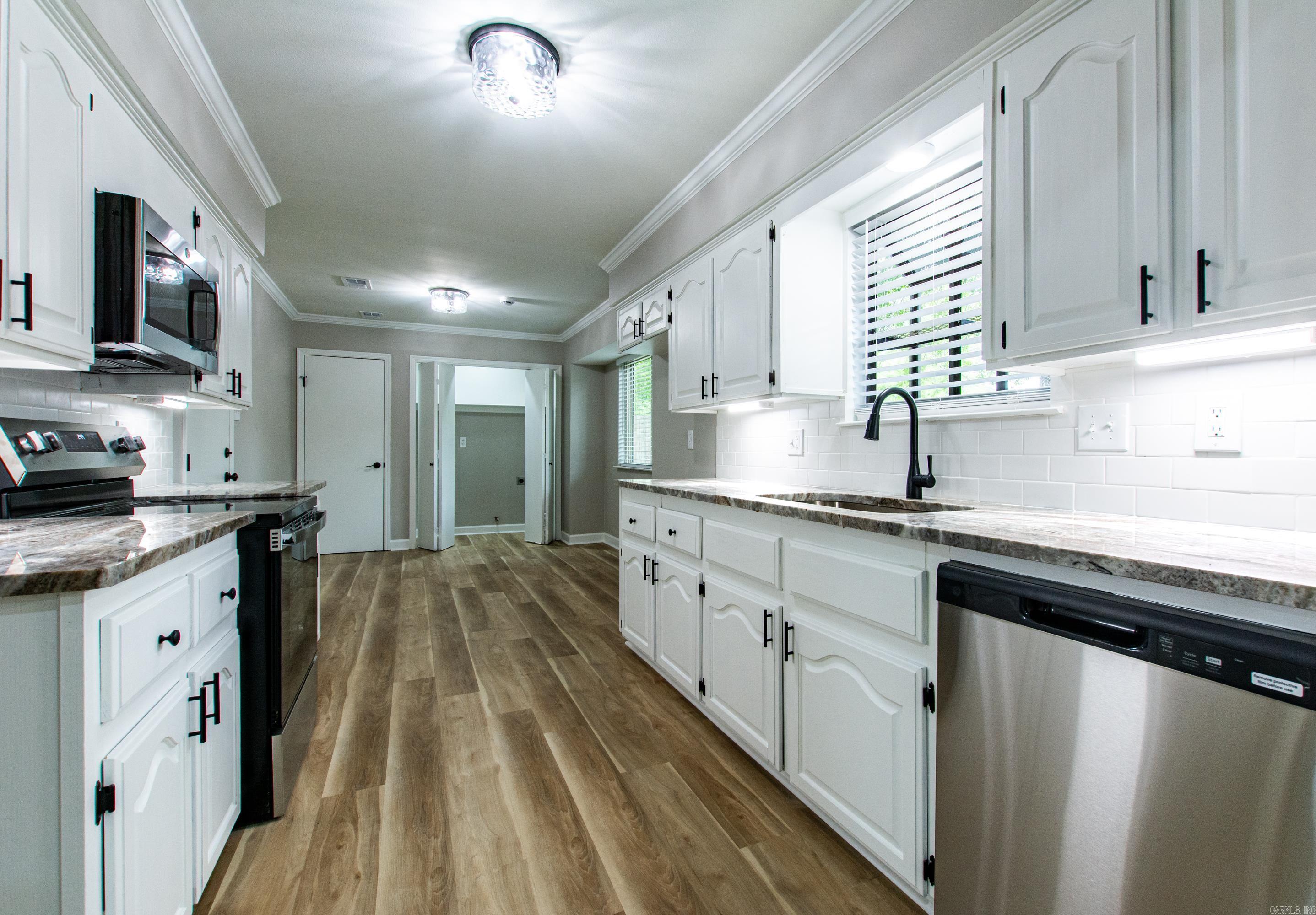 OTTER CREEK COMMUNITY - Residential