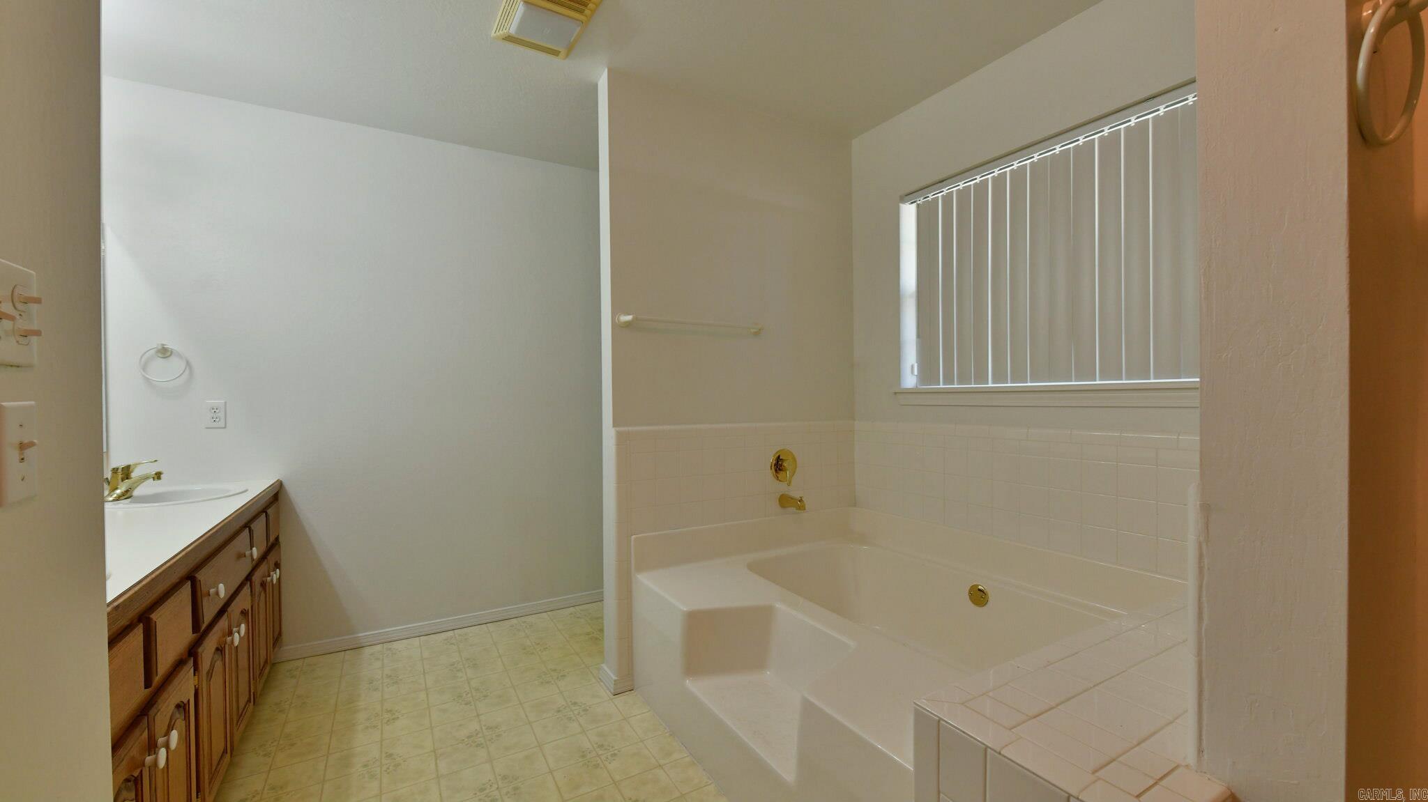 TIMBER RIDGE EAST - Residential