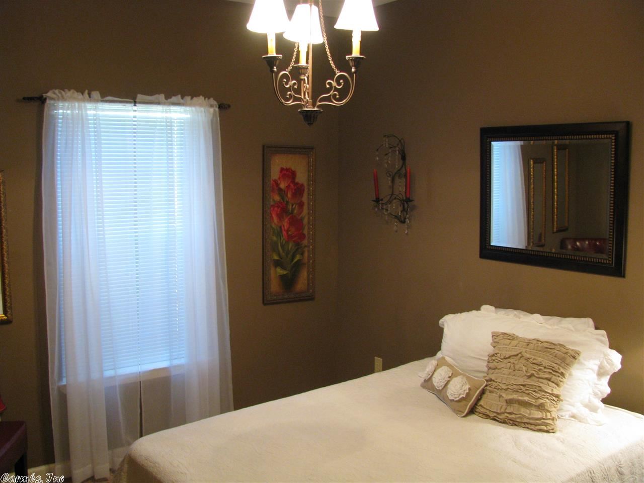 Pine Creek - Residential