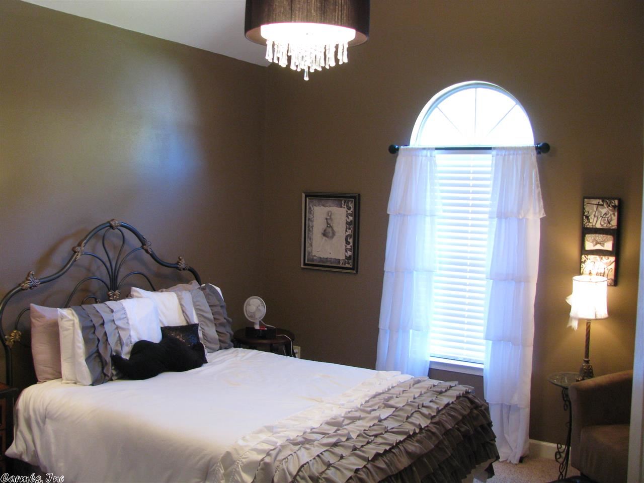 Pine Creek - Residential