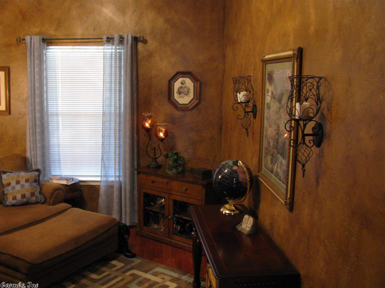 Pine Creek - Residential