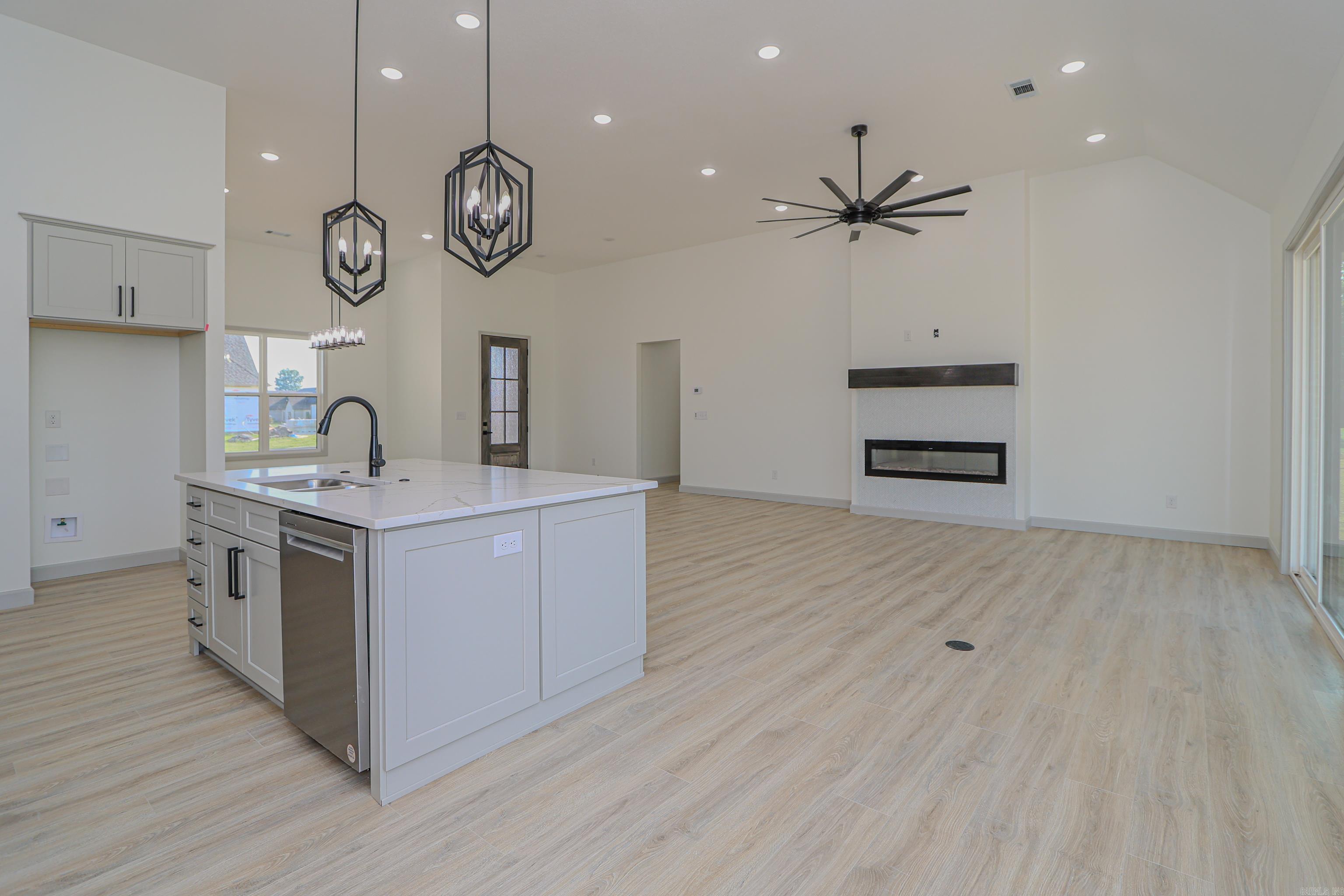 SILO RIDGE ESTATES - Residential