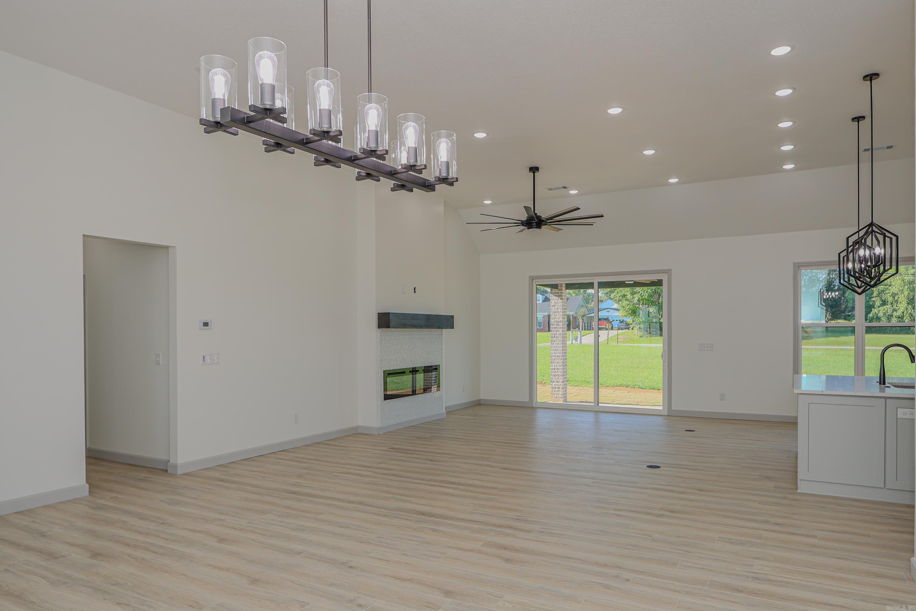 SILO RIDGE ESTATES - Residential