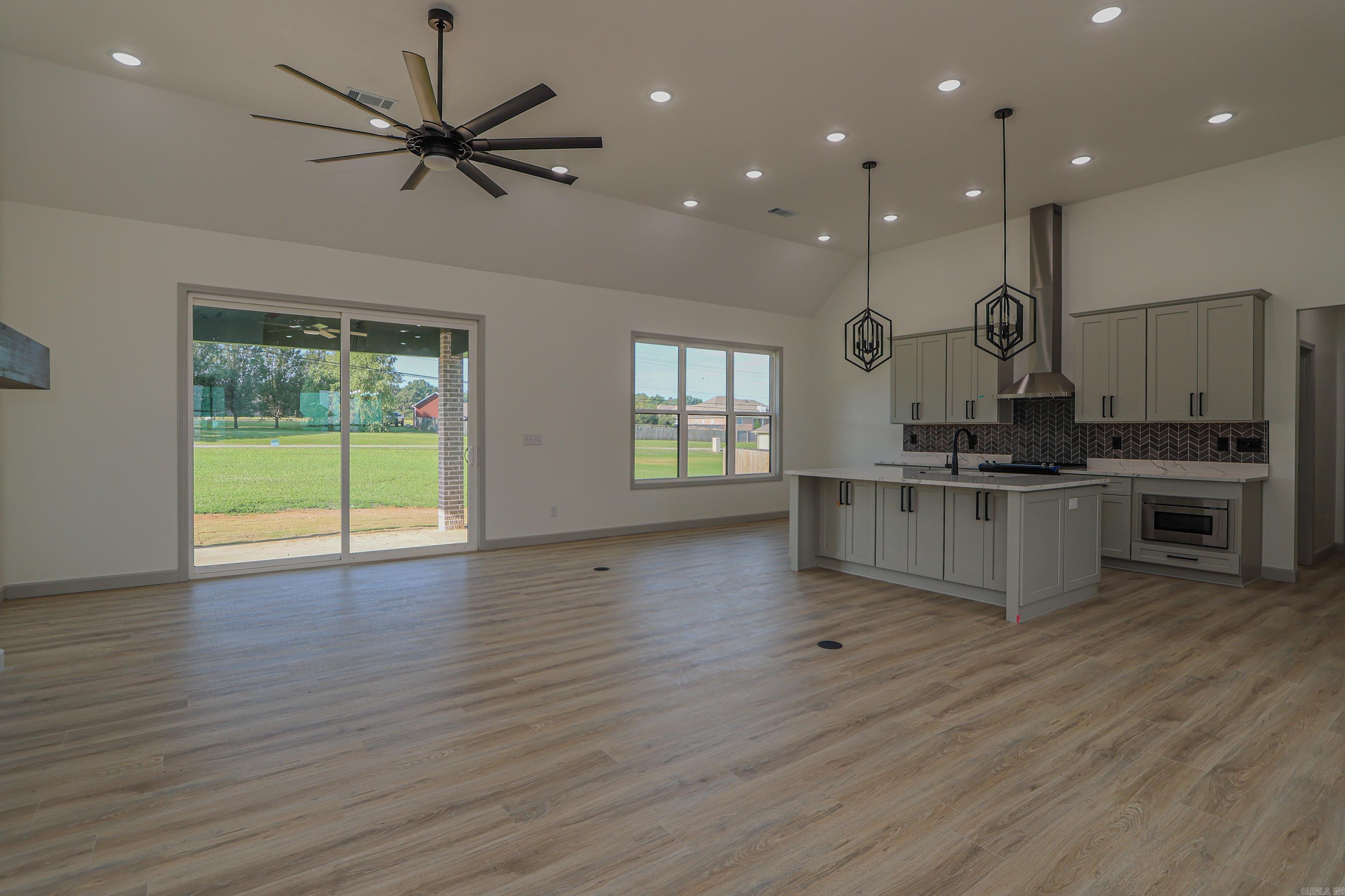 SILO RIDGE ESTATES - Residential