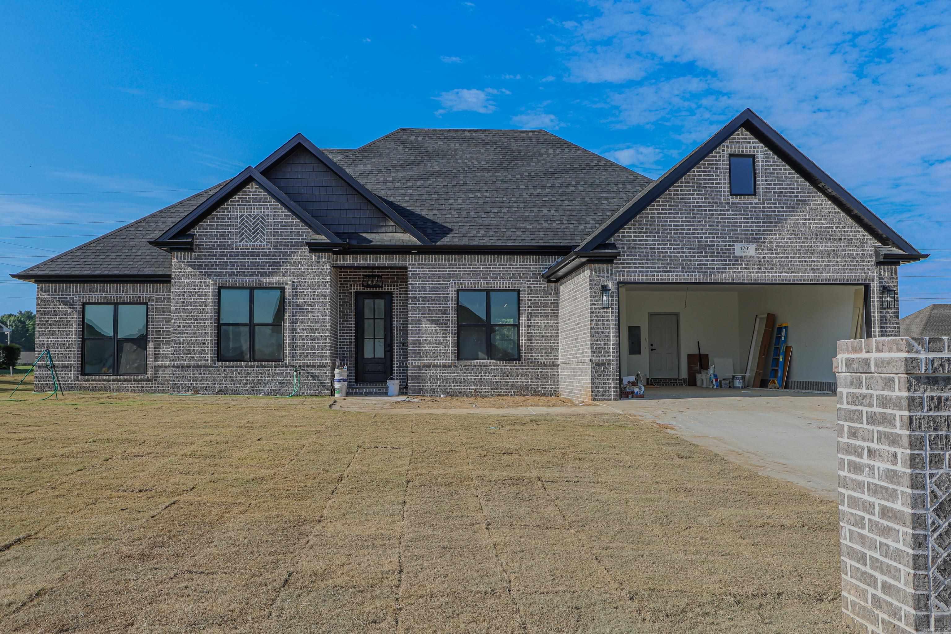 SILO RIDGE ESTATES - Residential