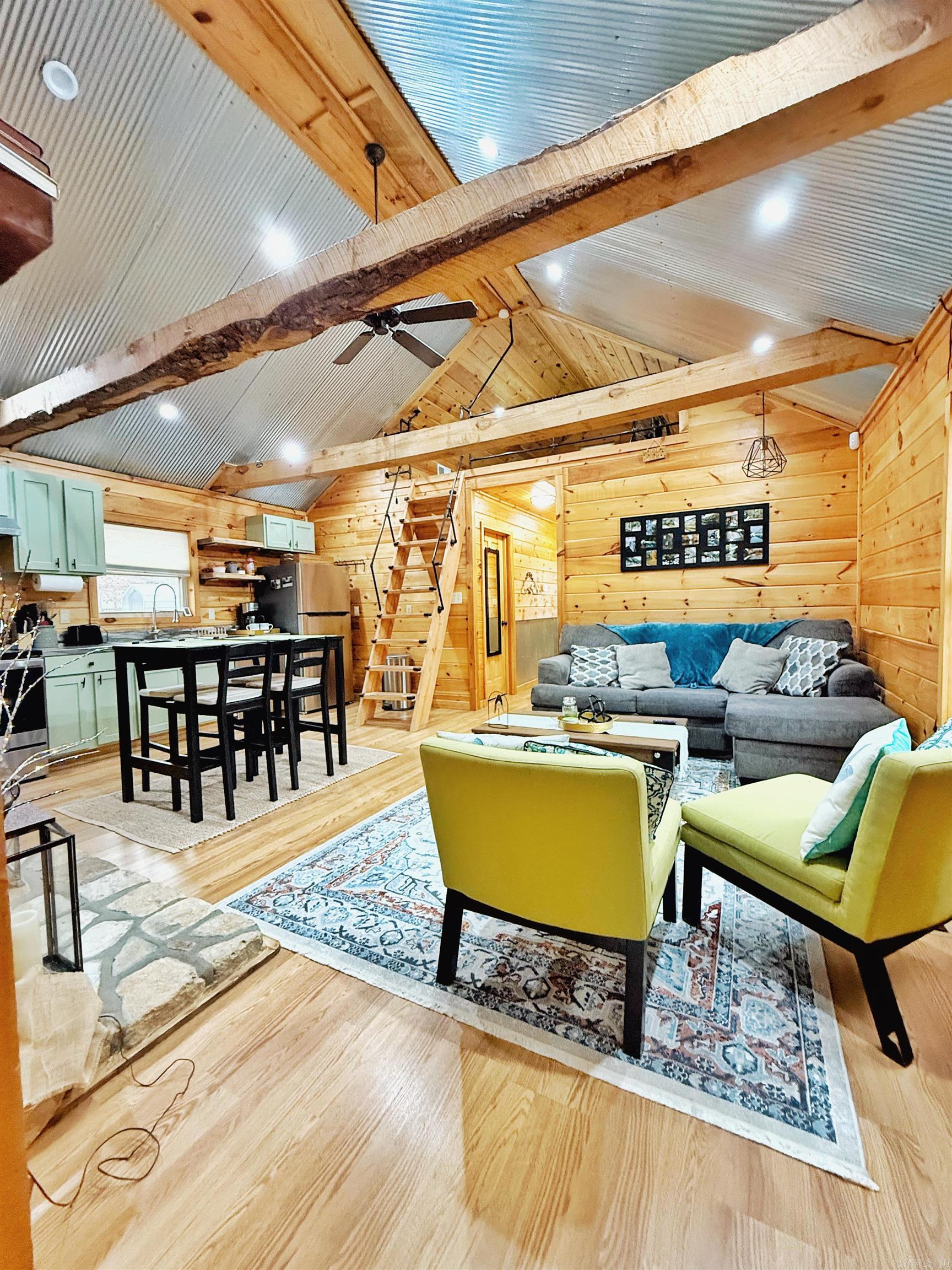 RIDGEVIEW SOUTH - Residential