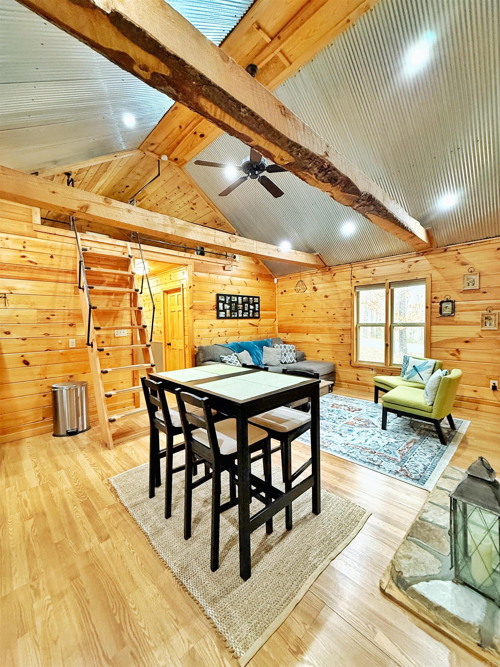 RIDGEVIEW SOUTH - Residential