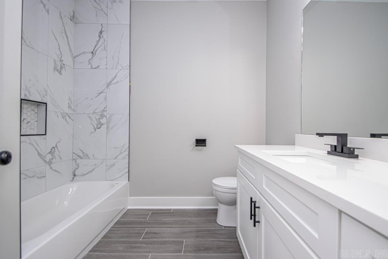 CREEKSIDE ADDN - Residential