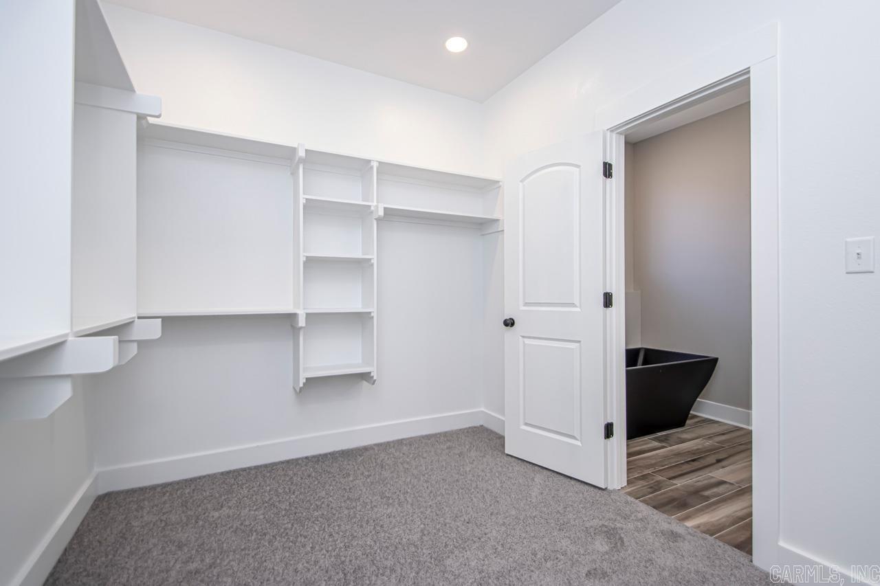 CREEKSIDE ADDN - Residential