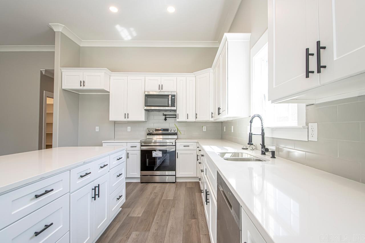 CREEKSIDE ADDN - Residential