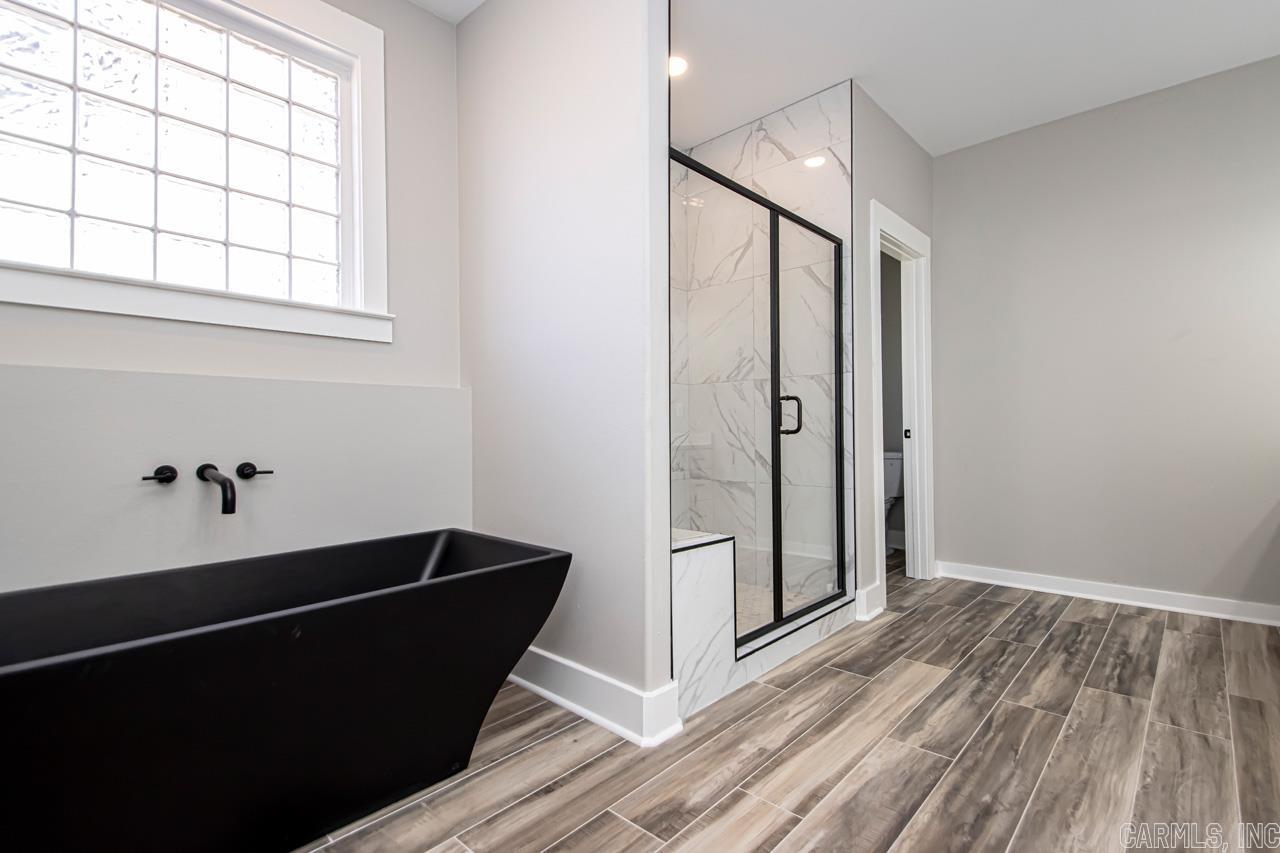 CREEKSIDE ADDN - Residential