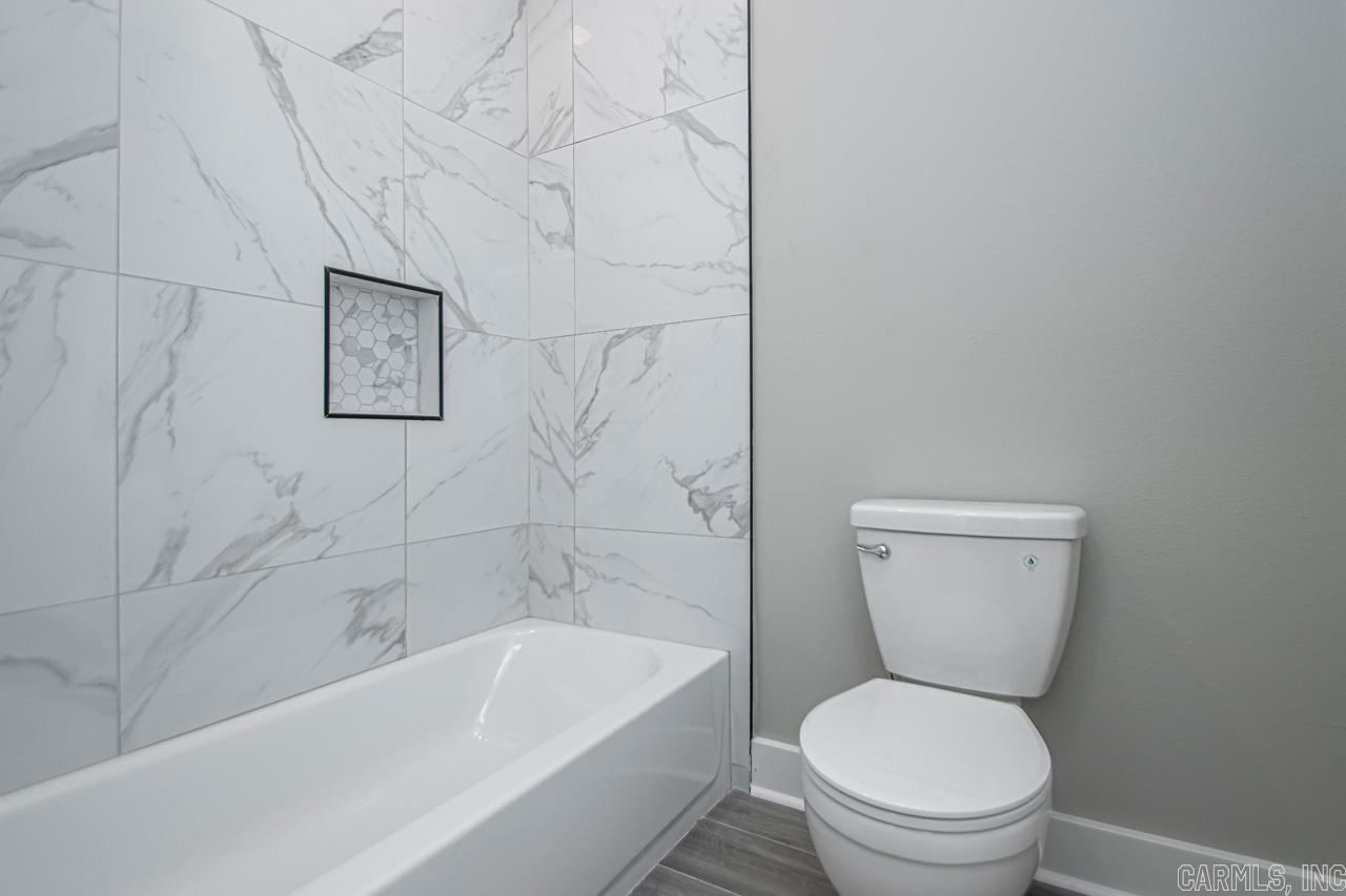 CREEKSIDE ADDN - Residential