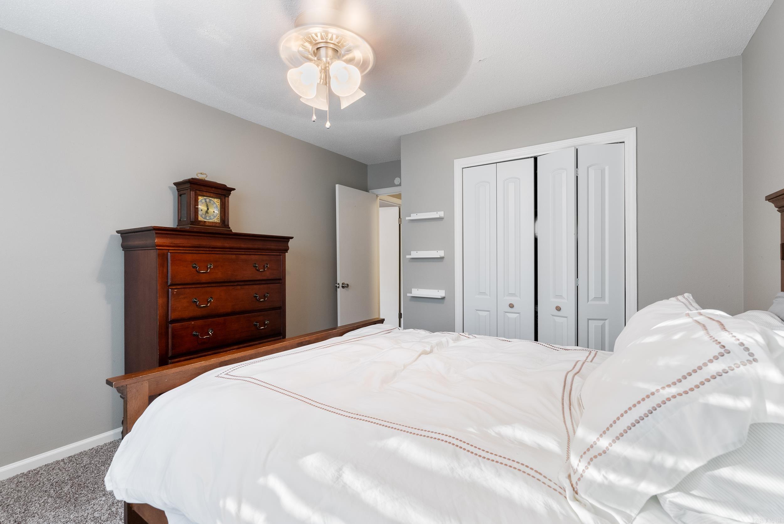 TREASURE HILL - Residential