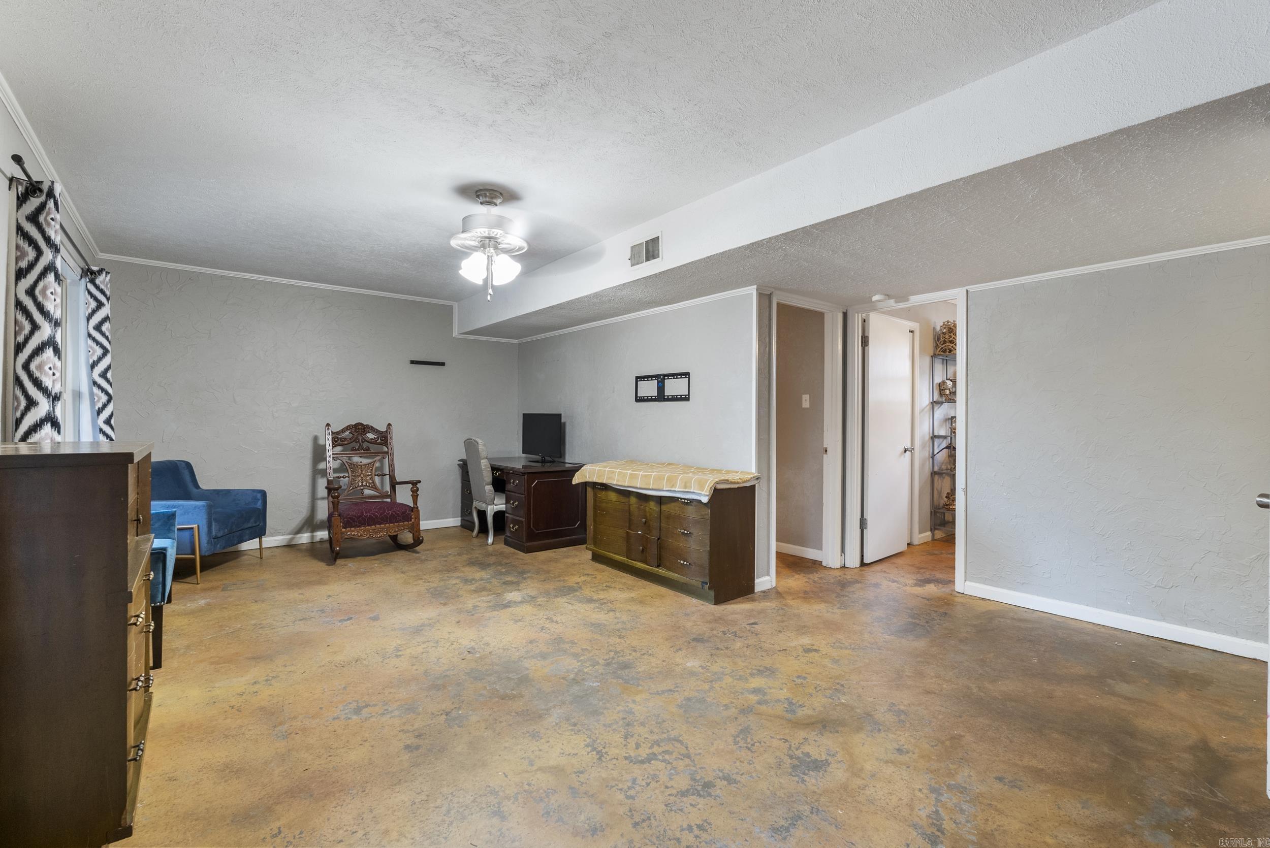 TREASURE HILL - Residential