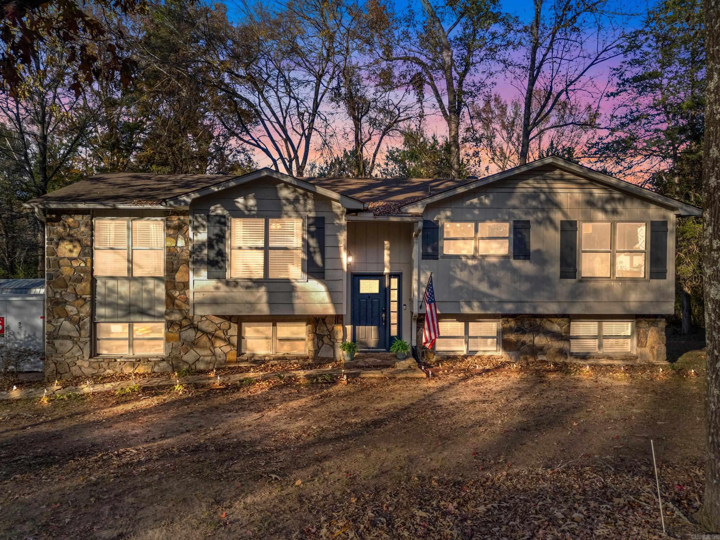 TREASURE HILL - Residential