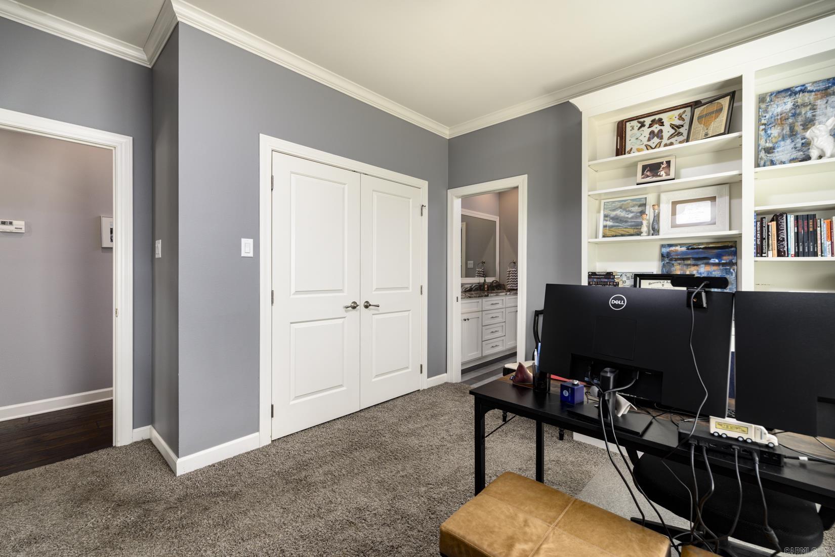 HICKORY GROVE - Residential