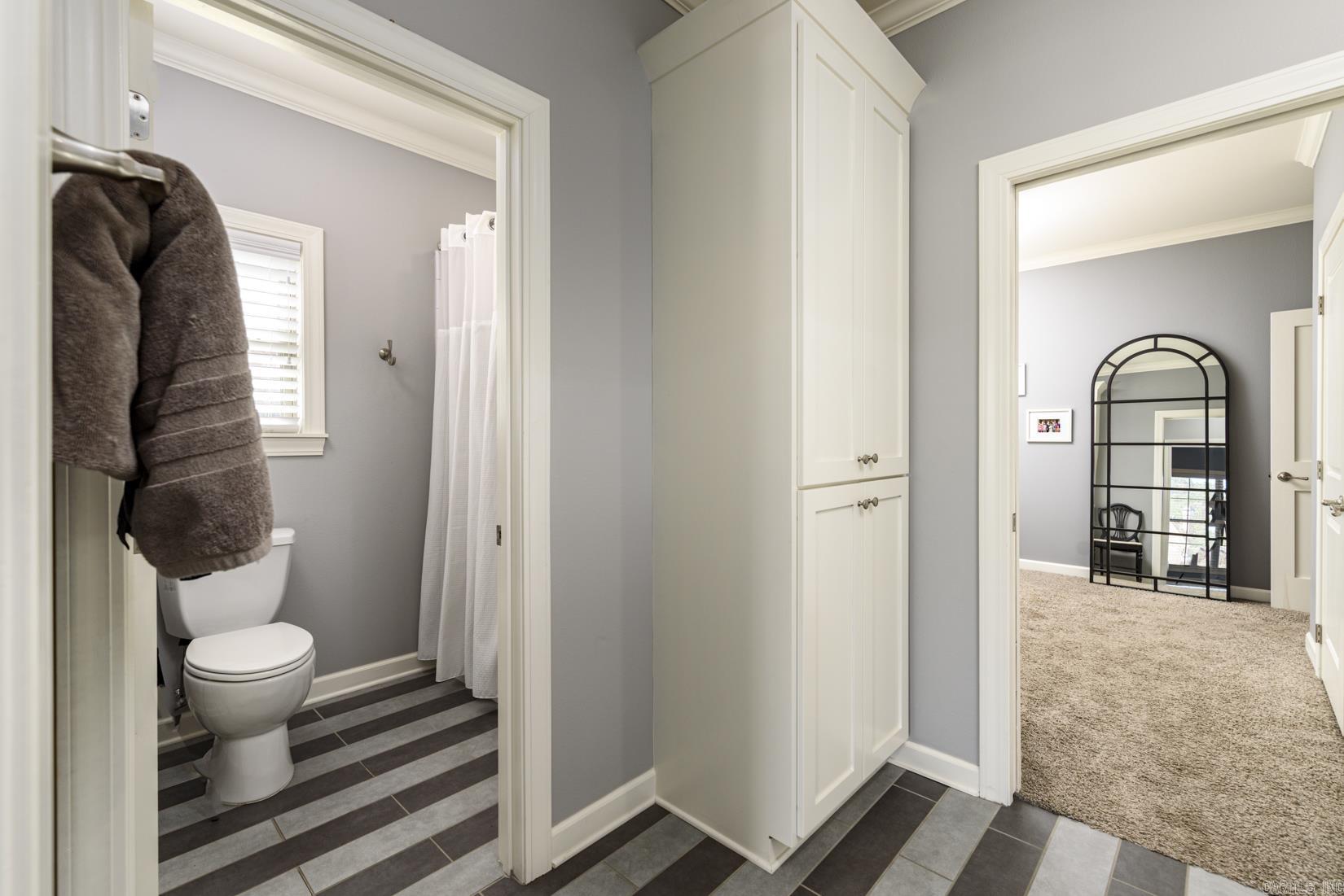 HICKORY GROVE - Residential