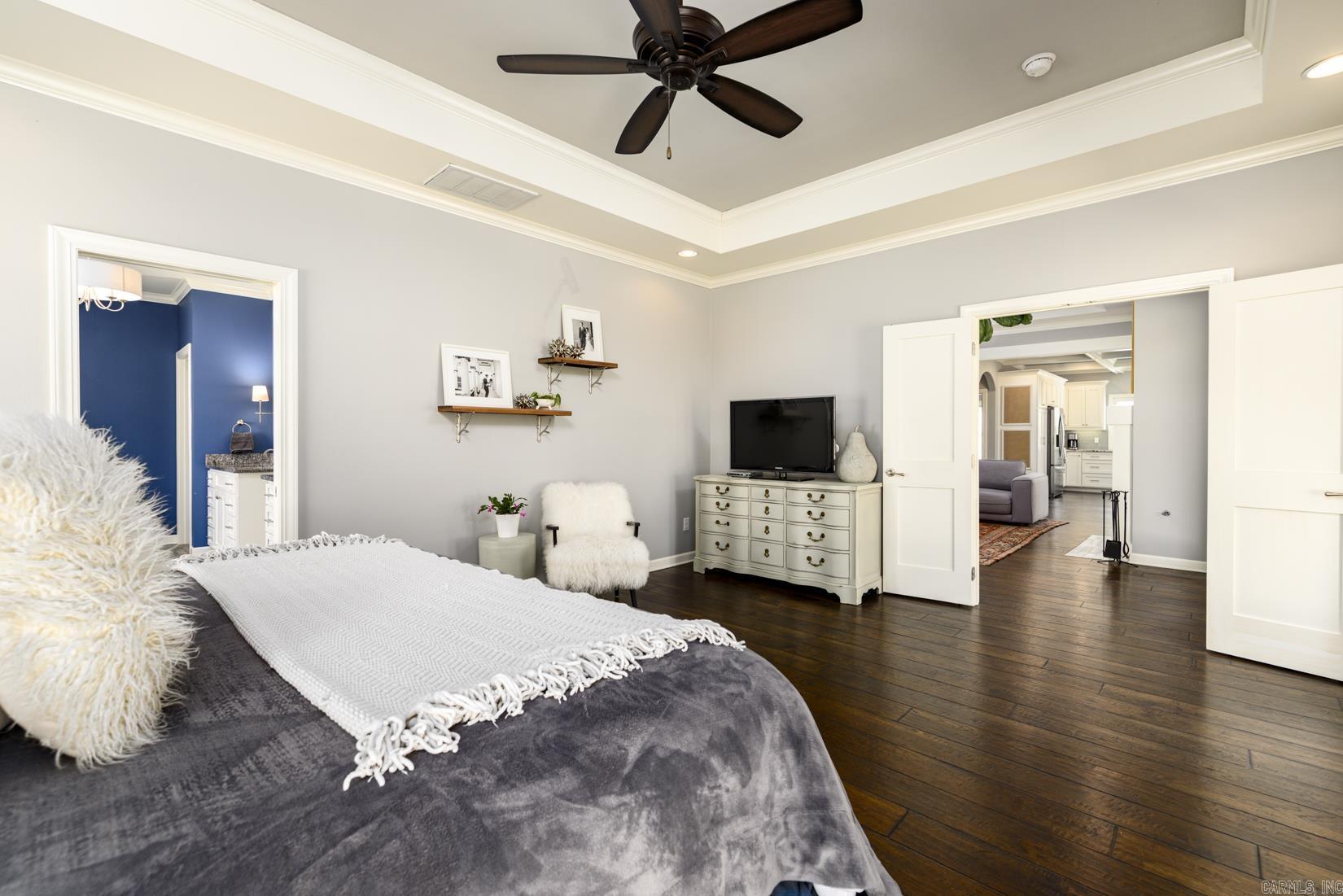 HICKORY GROVE - Residential