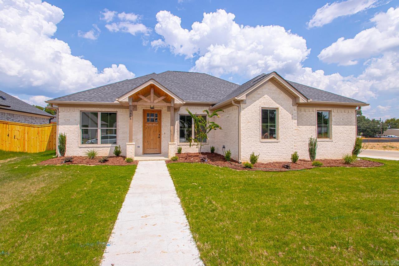 SPENCER CROSSING LLC - Residential