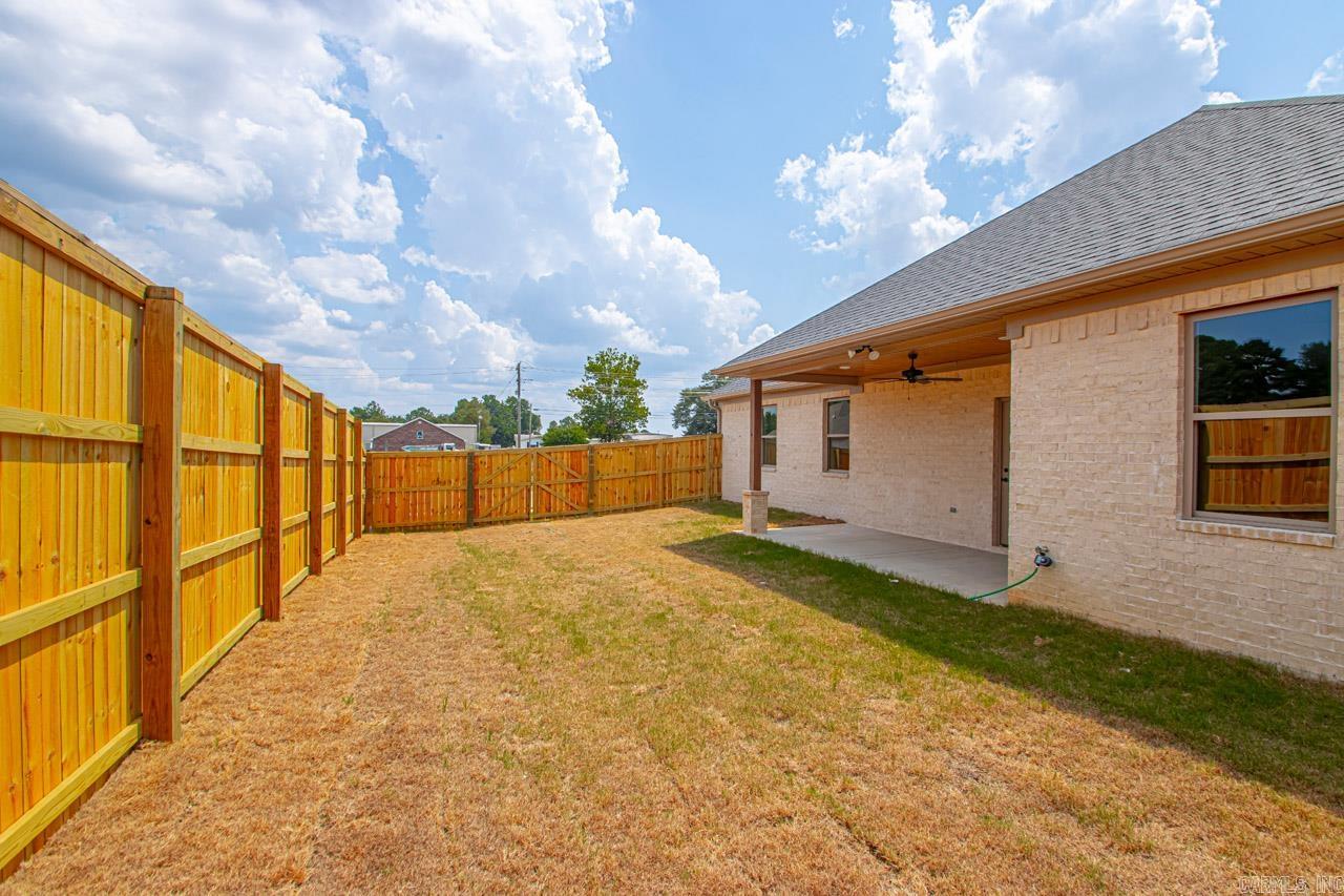 SPENCER CROSSING LLC - Residential