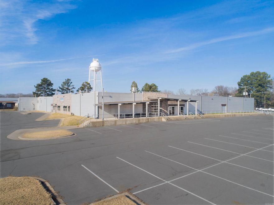 Exceptional Opportunity! 58,924 Sf Church & School on 5.07 acres. Updated sanctuary can seat up to 500 w/stage & elevated sound booth already in place. Modernized lobby w/inviting atmosphere & adaptable layout that links sanctuary, coffee shop, nursery & commercial grade kitchen together. Campus features multiple classrooms, offices, renovated restrooms in both church & school, plus 14,800 sf warehouse. This premium church property has been well maintained and significantly upgraded with installation of all new roof in 2025. Building is move in ready & equipped w/fire suppression, fire alarms & security system. MUCH CONVEYS!! All church equipment, furniture, & tech; including chairs, tables, sound system, stage lighting, TV’s, appliances & large walk-in freezer. Developed parking lot w/curb & gutter, with 235 paved parking spaces. Excellent access & visibility. 430’ frontage on So 2nd St. (10,000 VPD), 390’ on Richie Rd. Population of 6,844 within one mile radius, & 27,362 in three miles. Call for more details!