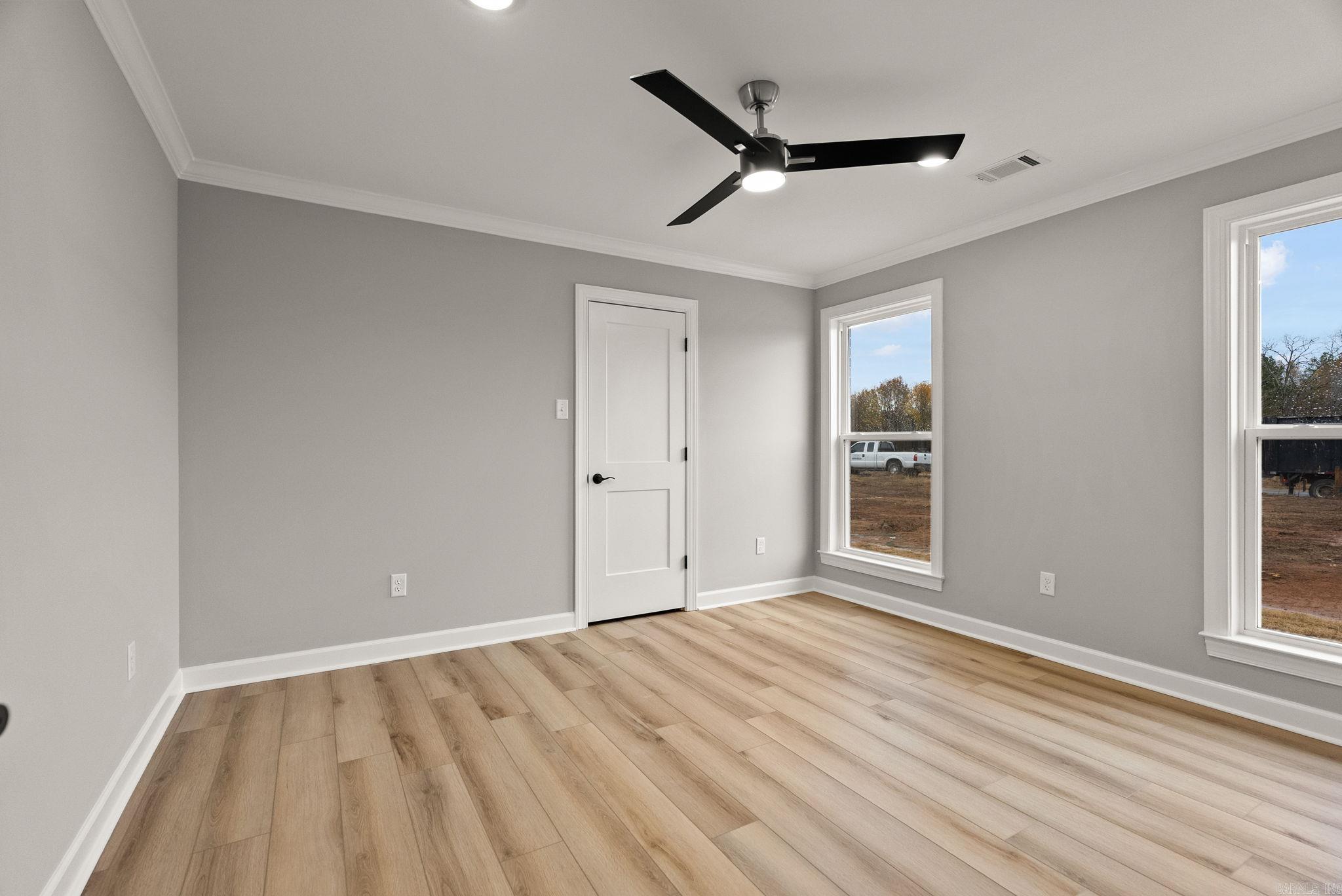 COUNTRY CLUB OF ARK THE - Residential