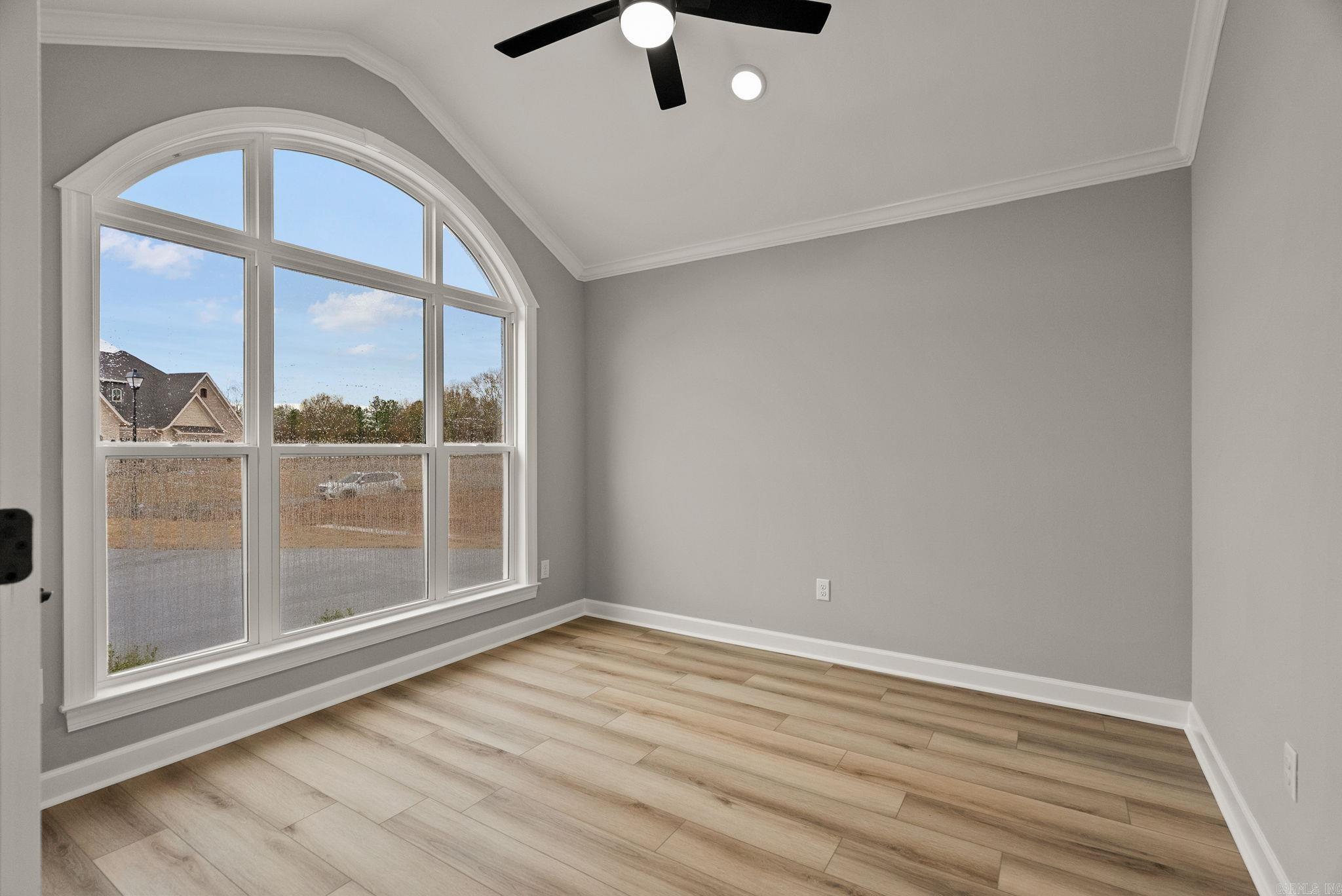 COUNTRY CLUB OF ARK THE - Residential