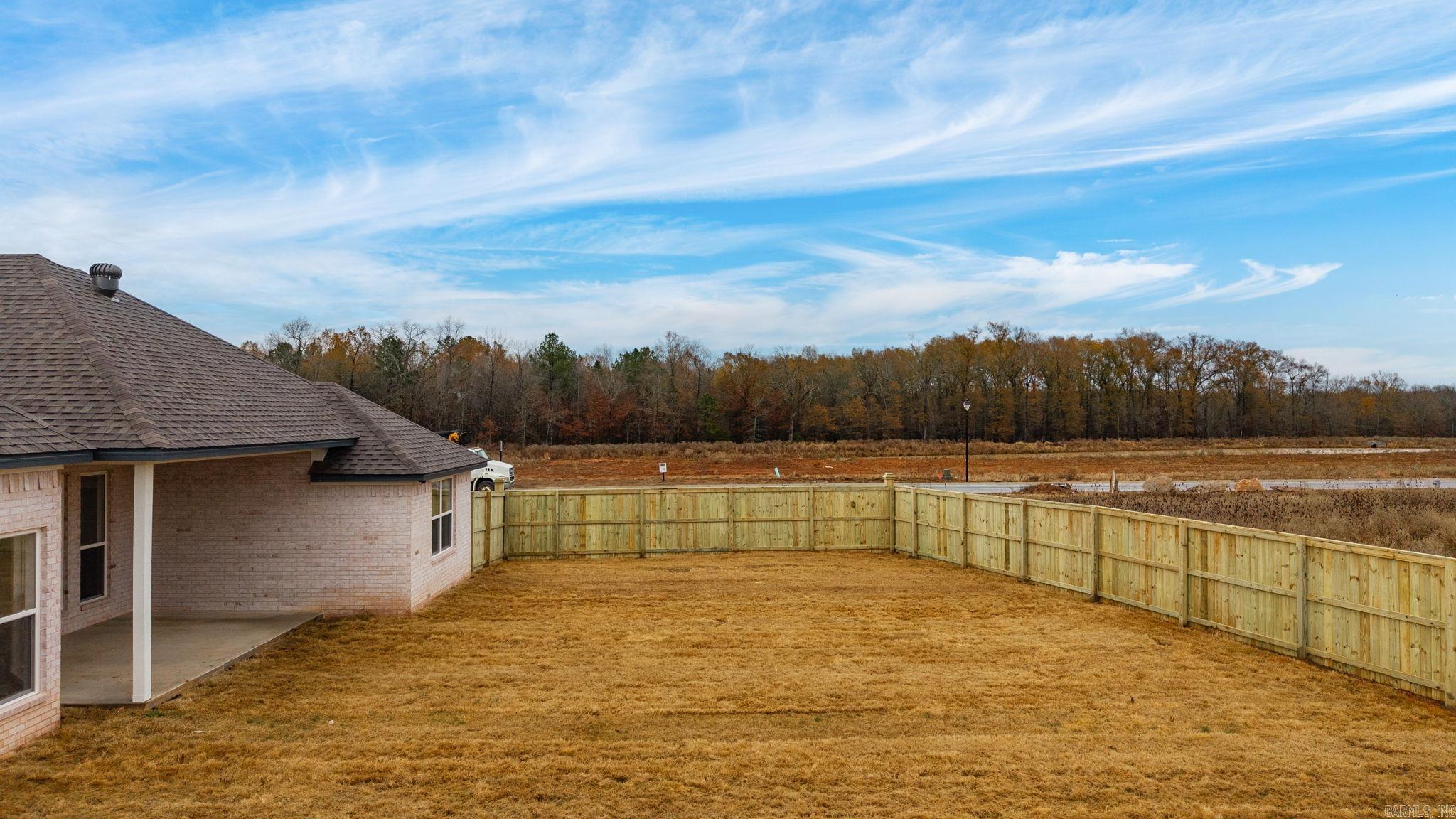 COUNTRY CLUB OF ARK THE - Residential