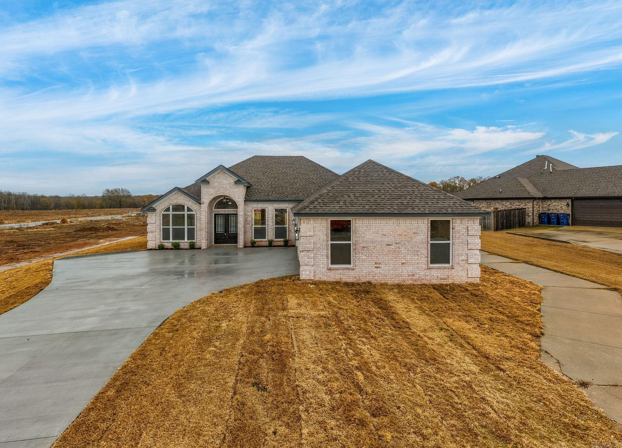 COUNTRY CLUB OF ARK THE - Residential