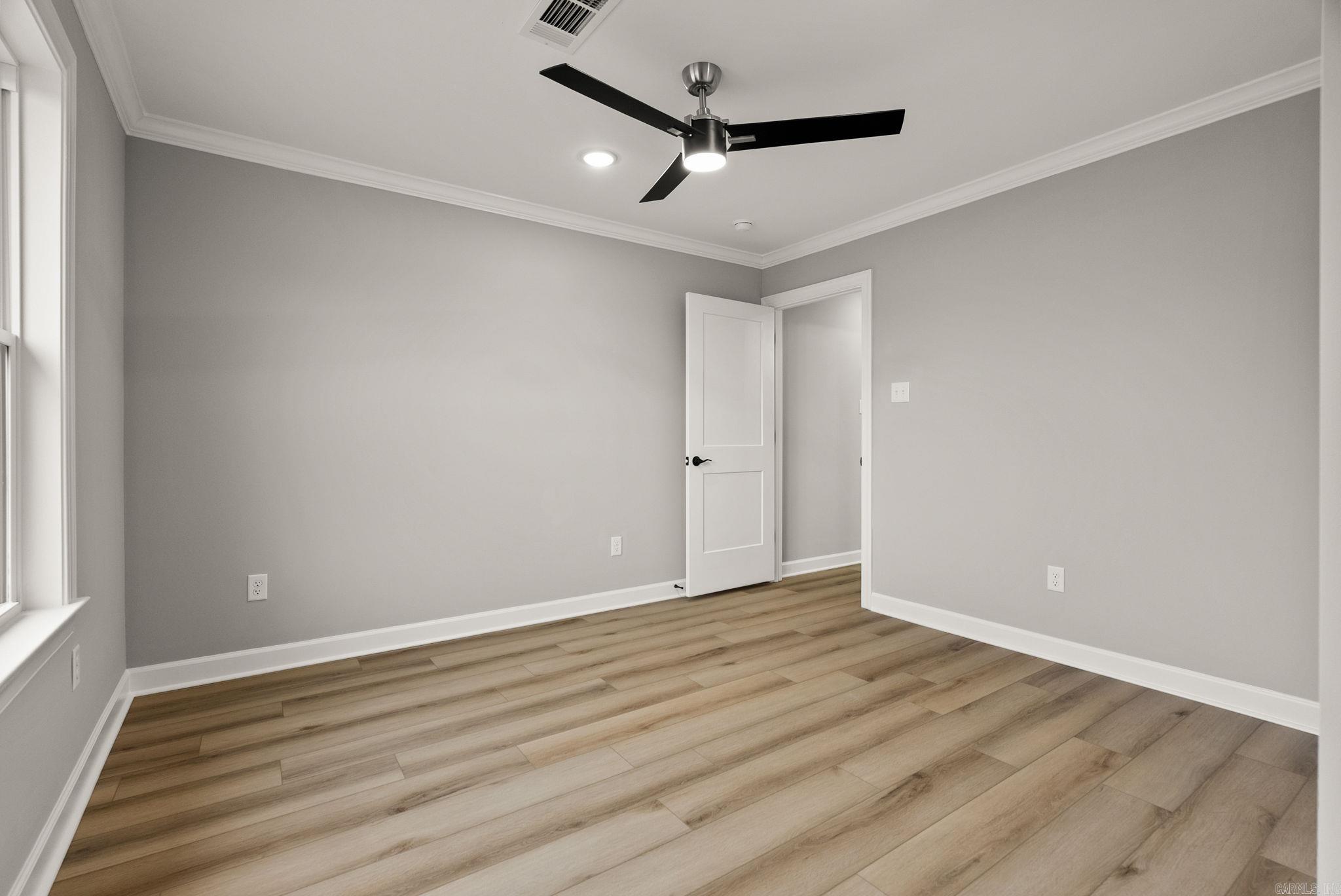 COUNTRY CLUB OF ARK THE - Residential