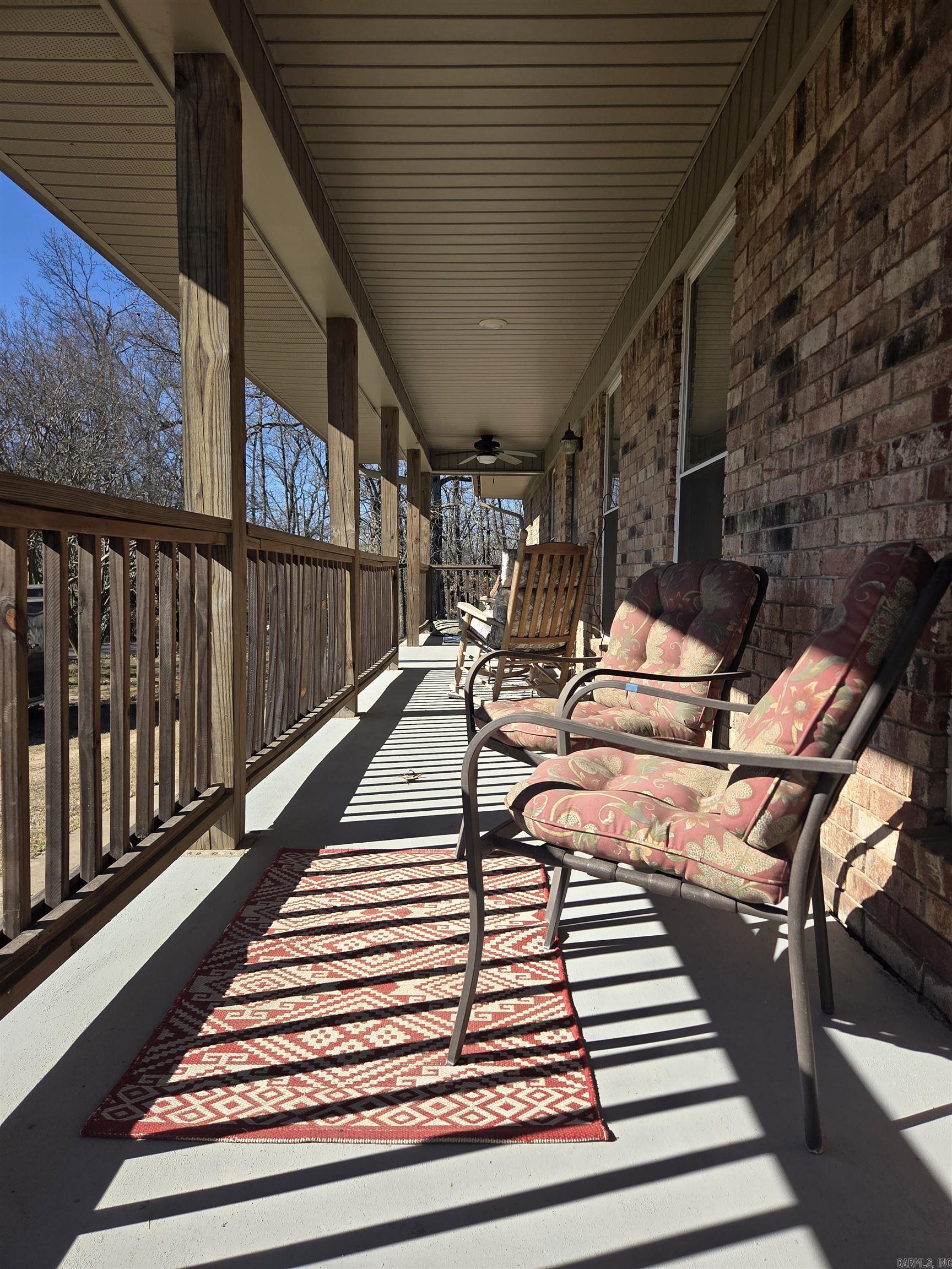 LEANING PINES - Residential