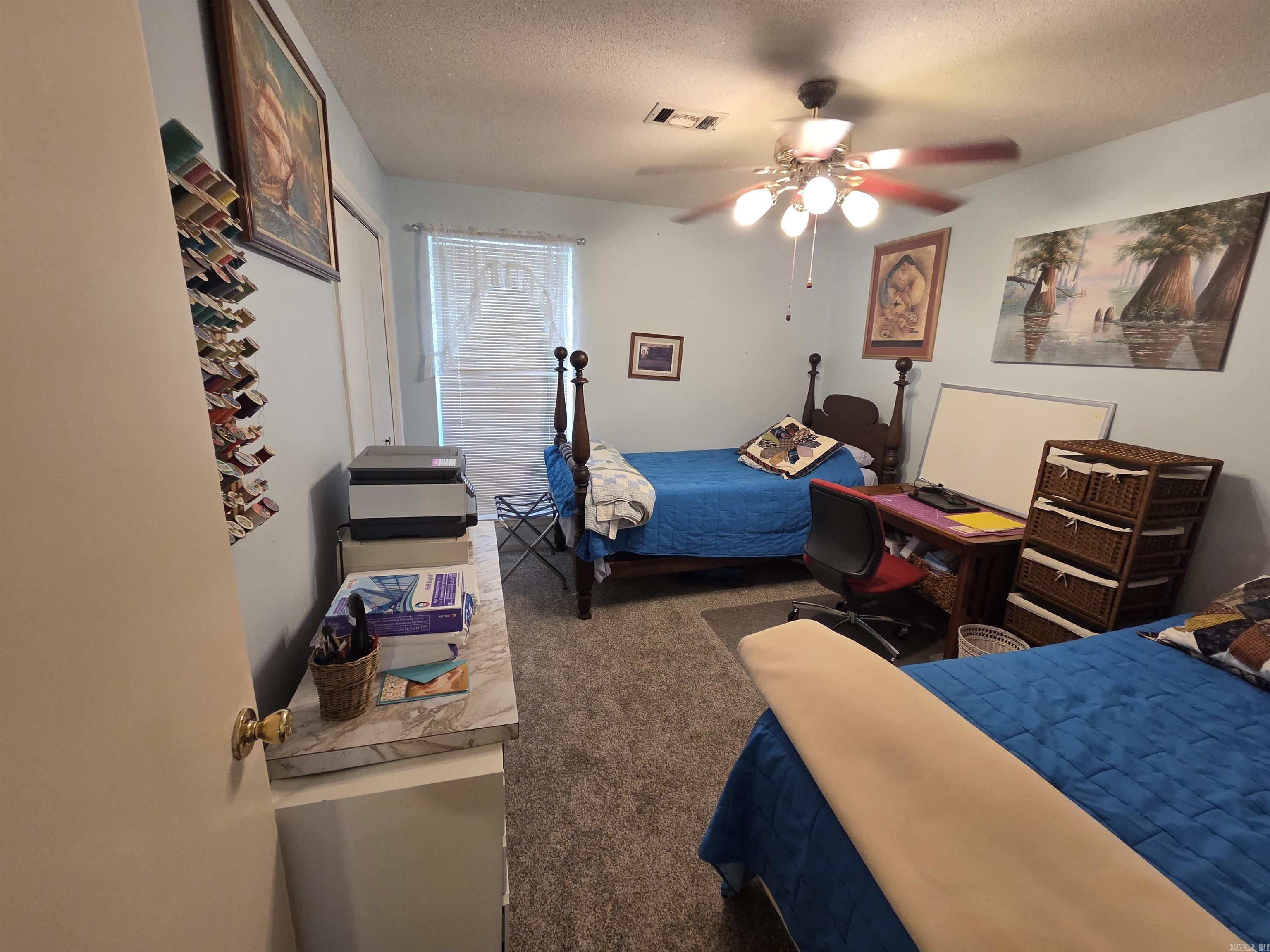 LEANING PINES - Residential