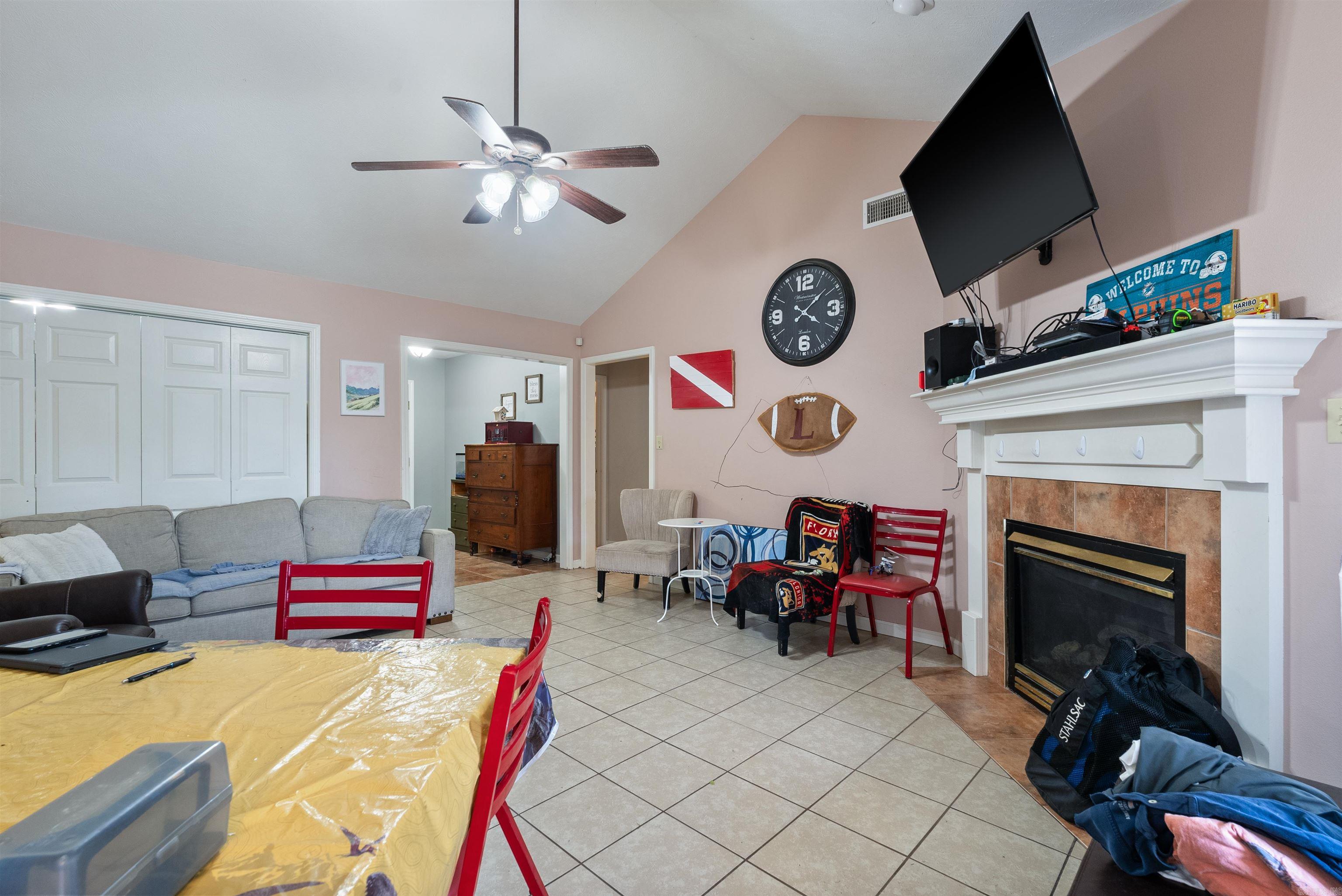 VALLEY ELMS S/D - Residential