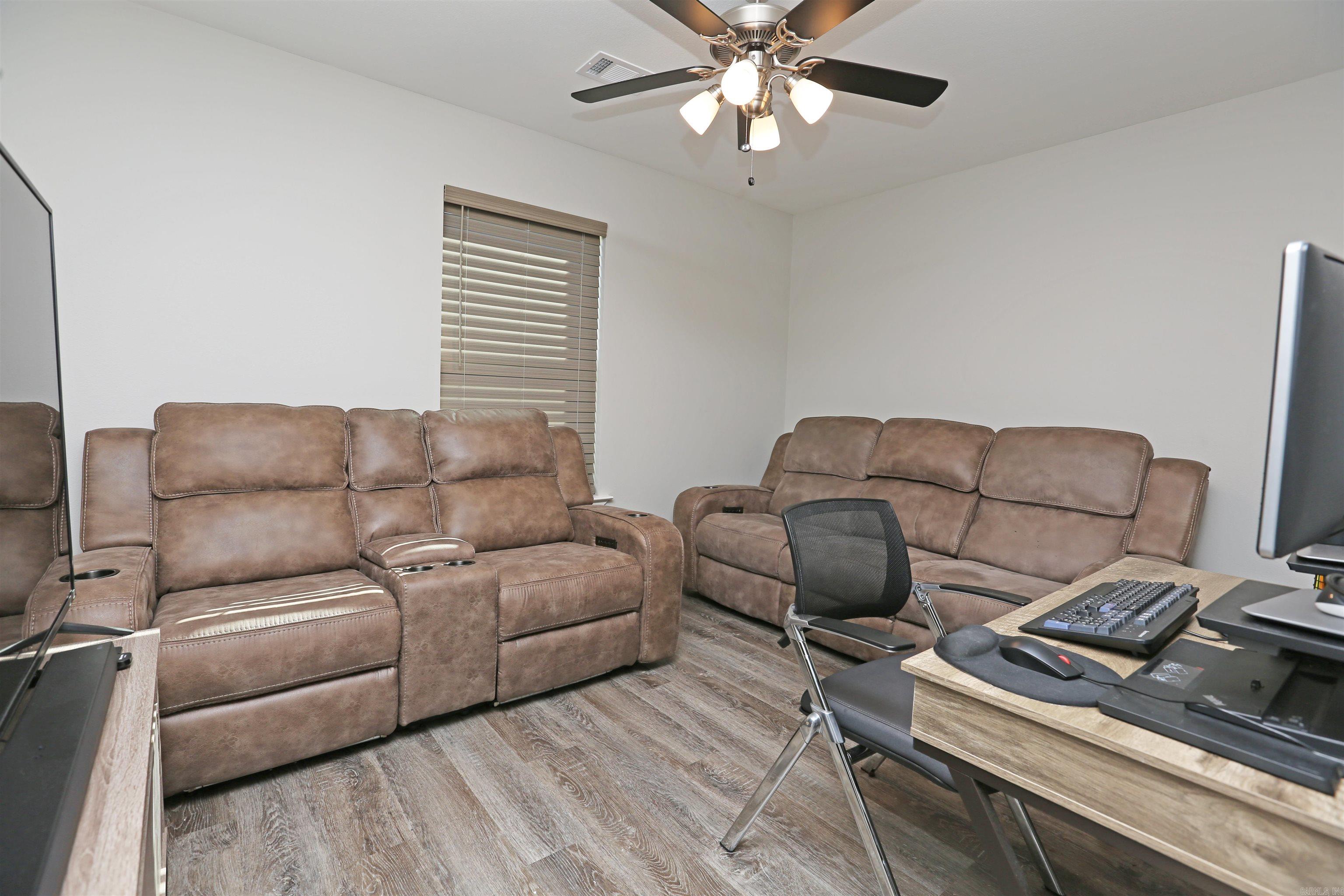 JAXON TERRACE - Residential