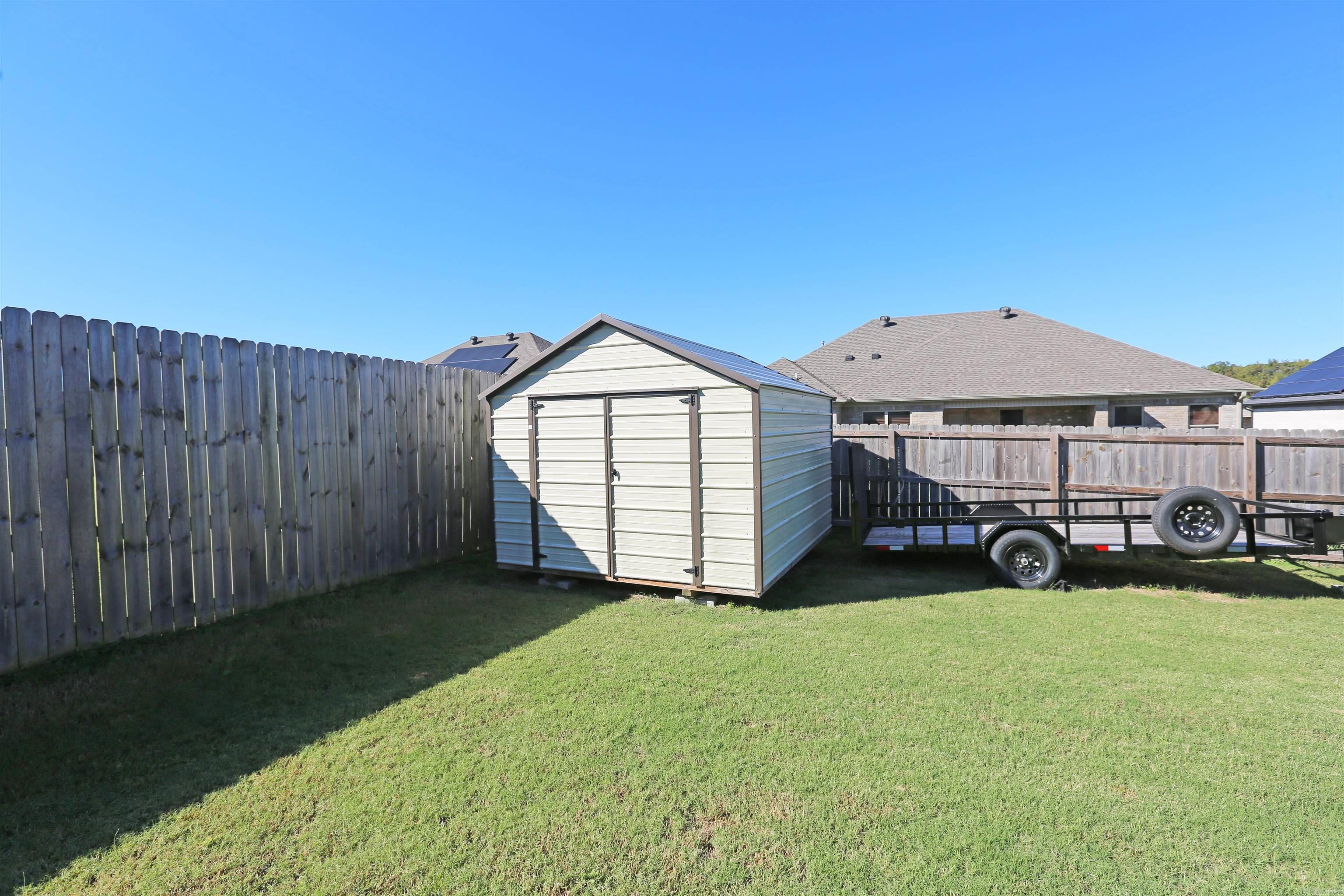 JAXON TERRACE - Residential