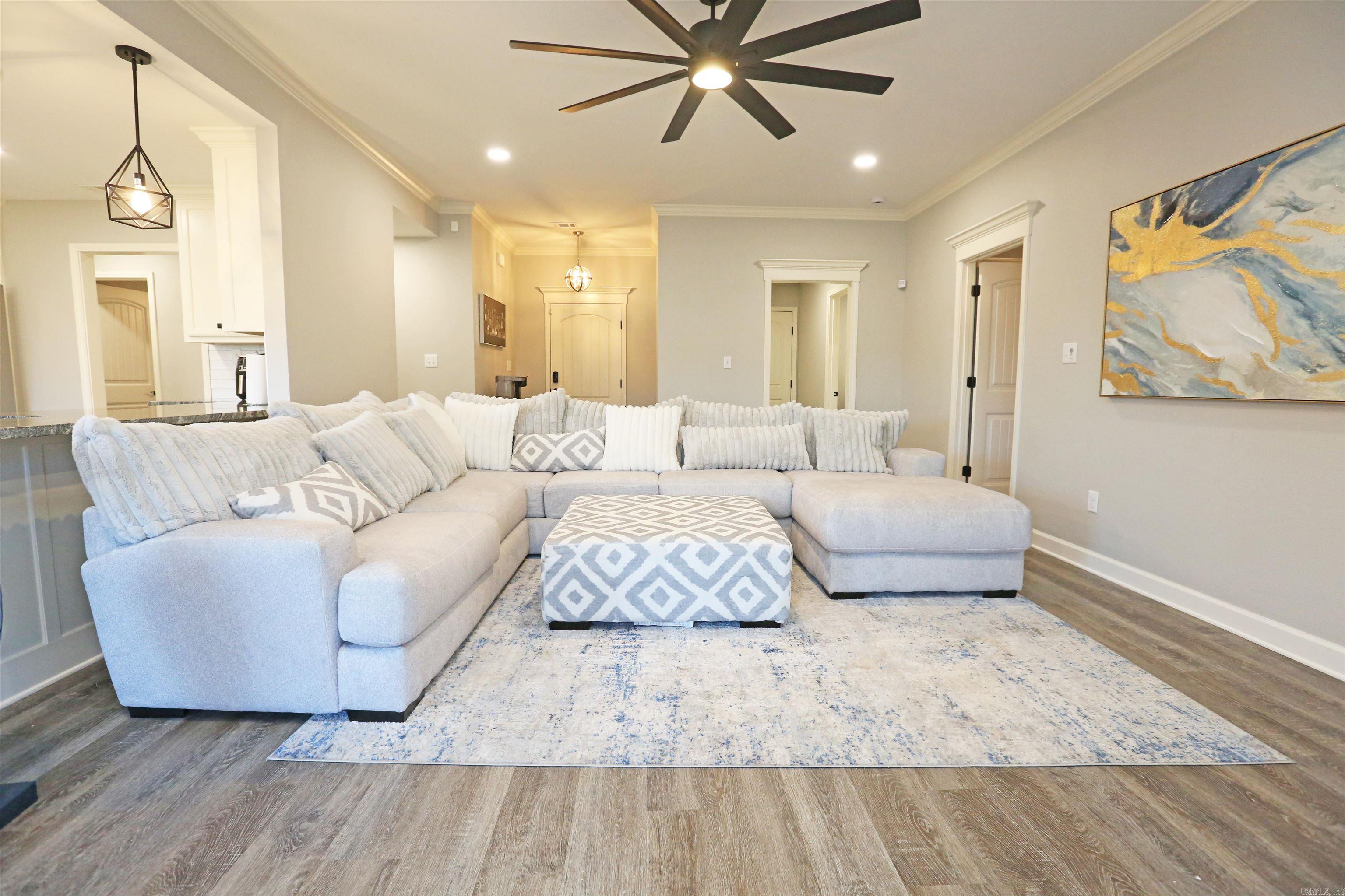 JAXON TERRACE - Residential