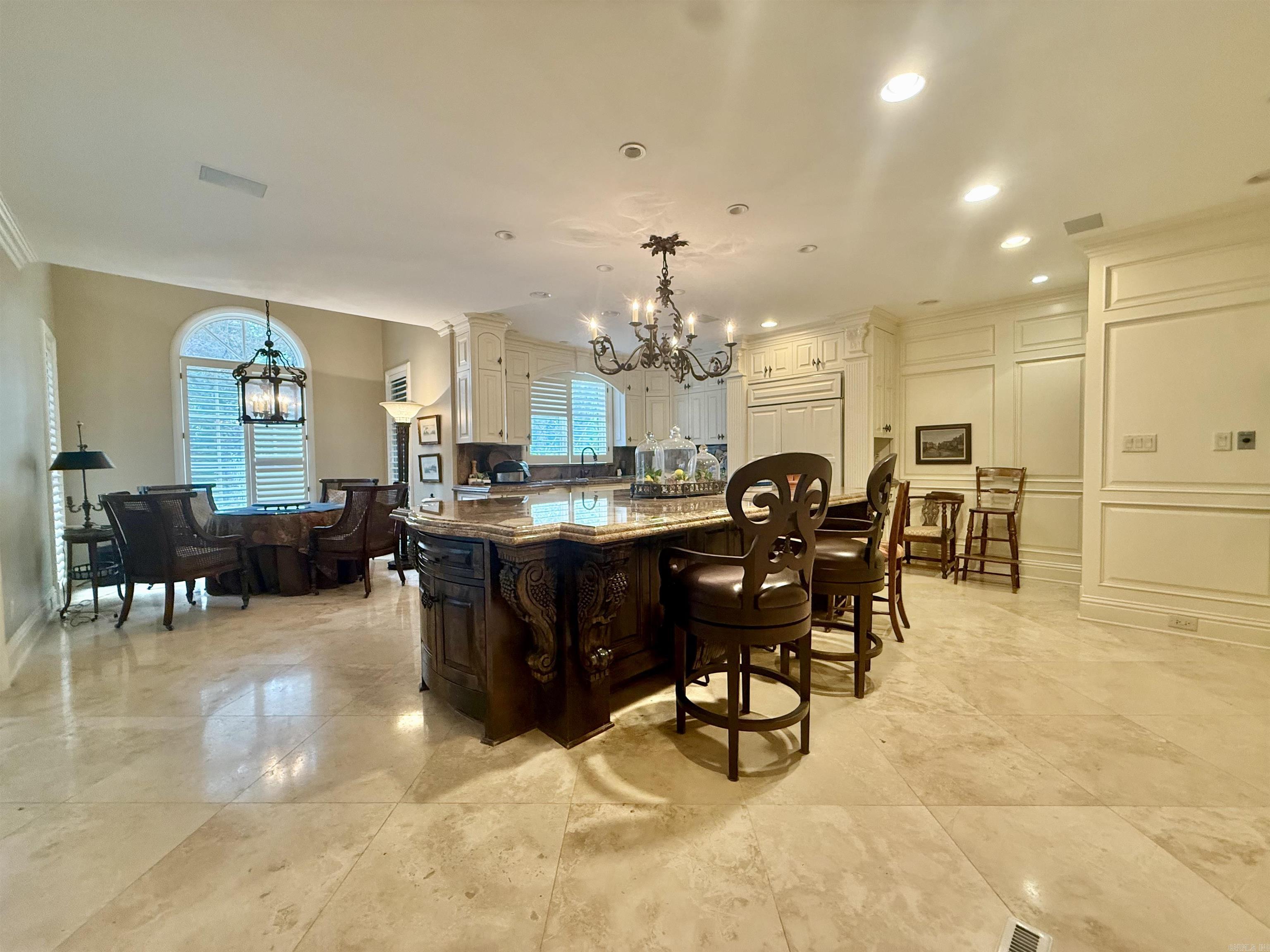 MIKE BERG LAKE - Residential