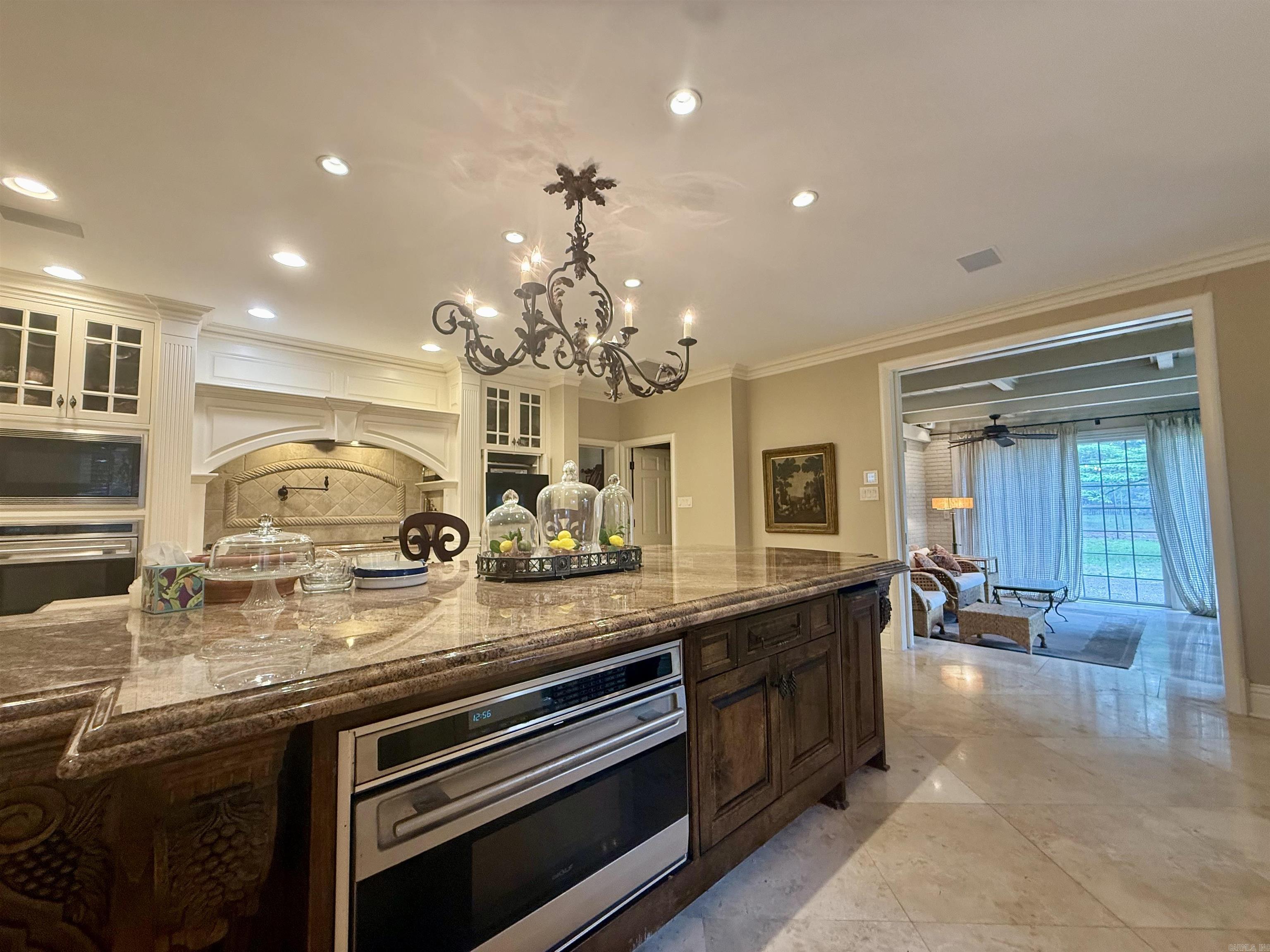 MIKE BERG LAKE - Residential