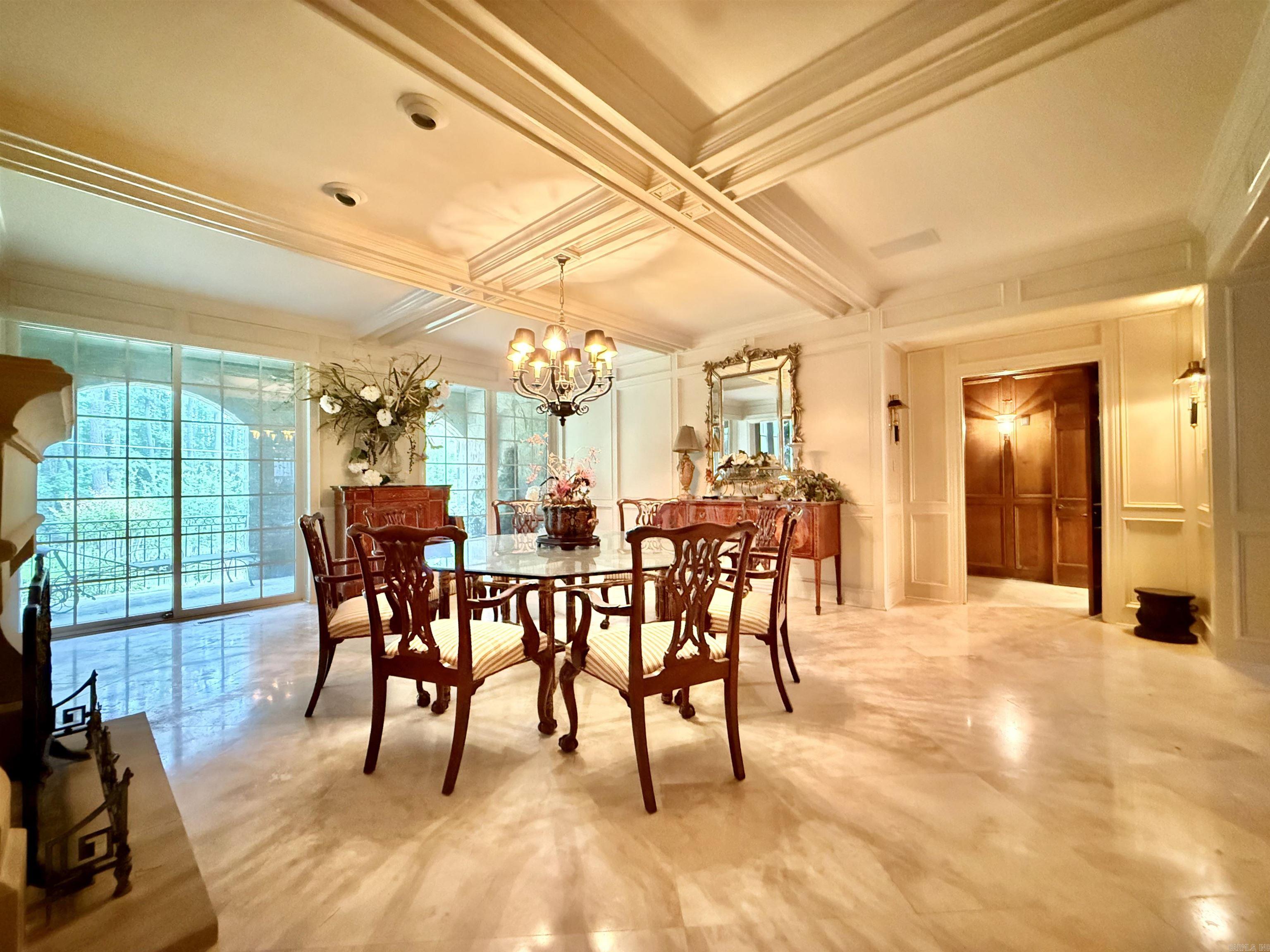 MIKE BERG LAKE - Residential