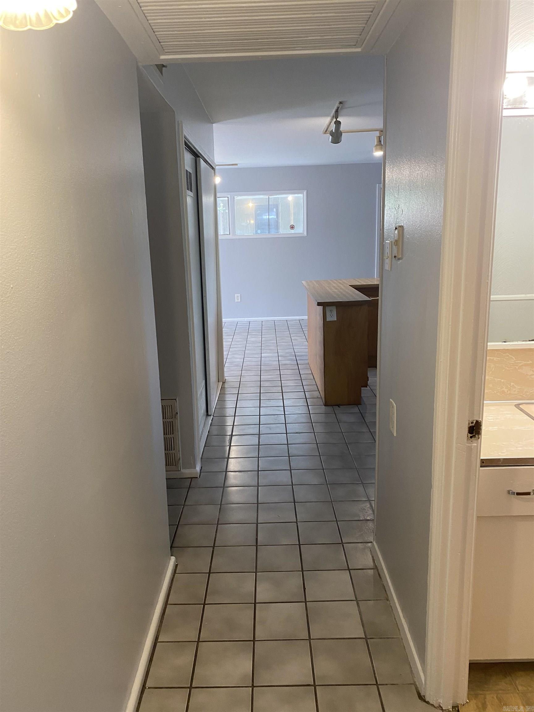 MEADOWCLIFF - Residential